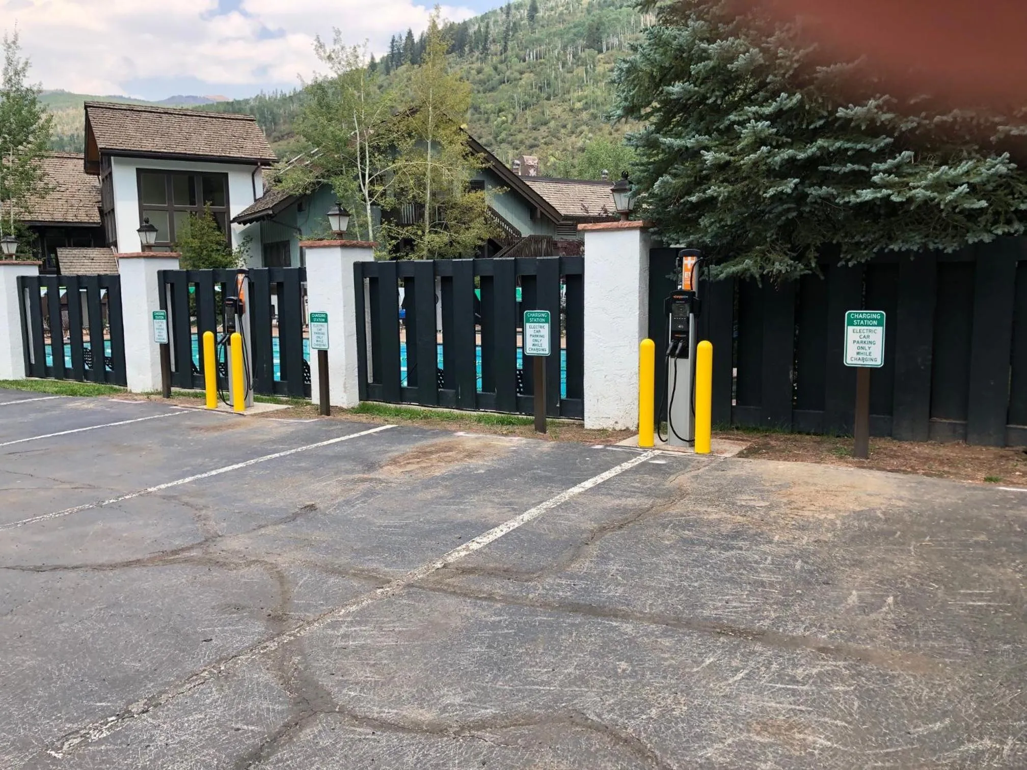Parking in Vail Racquet Club Mountain Resort