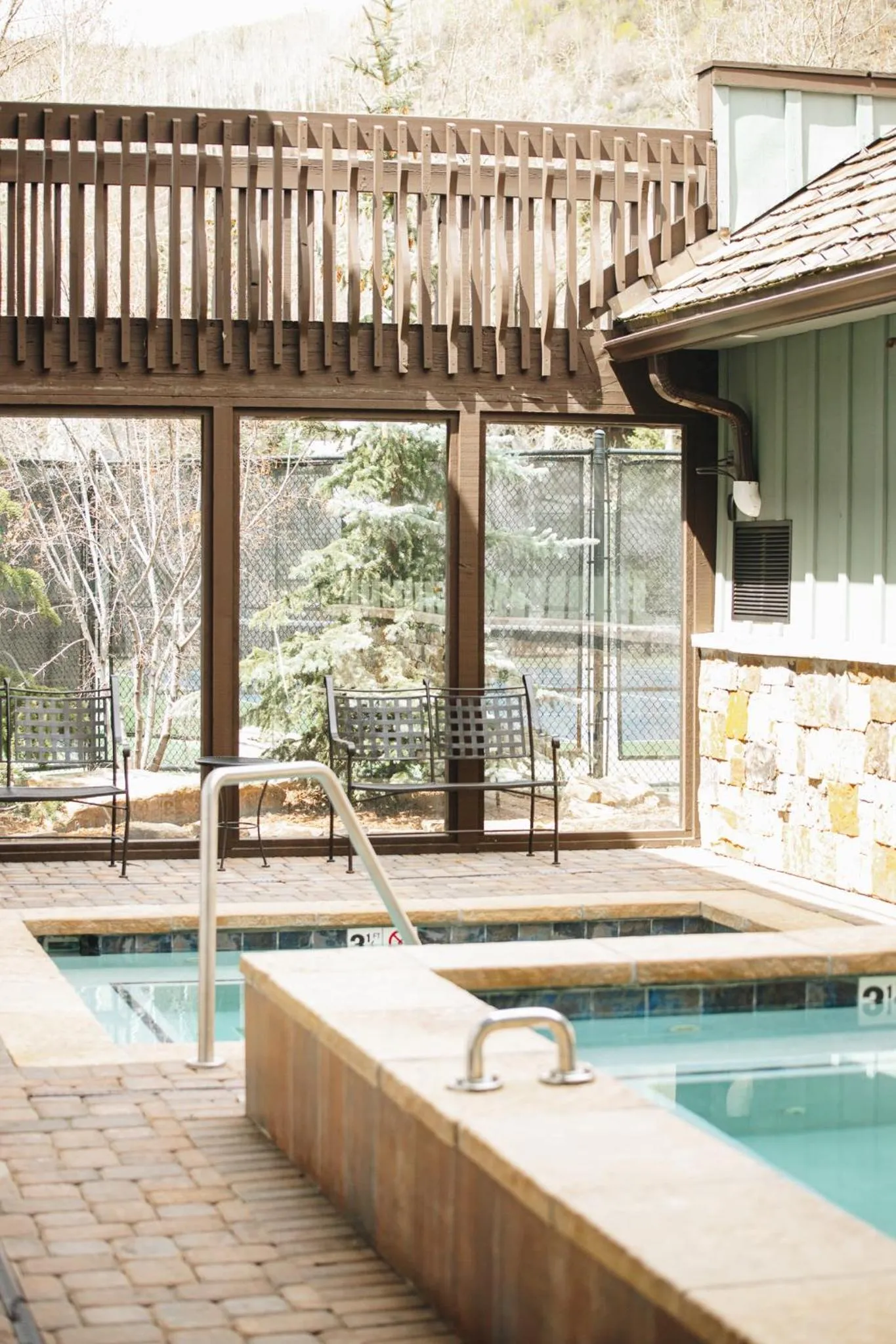 Property building in Vail Racquet Club Mountain Resort