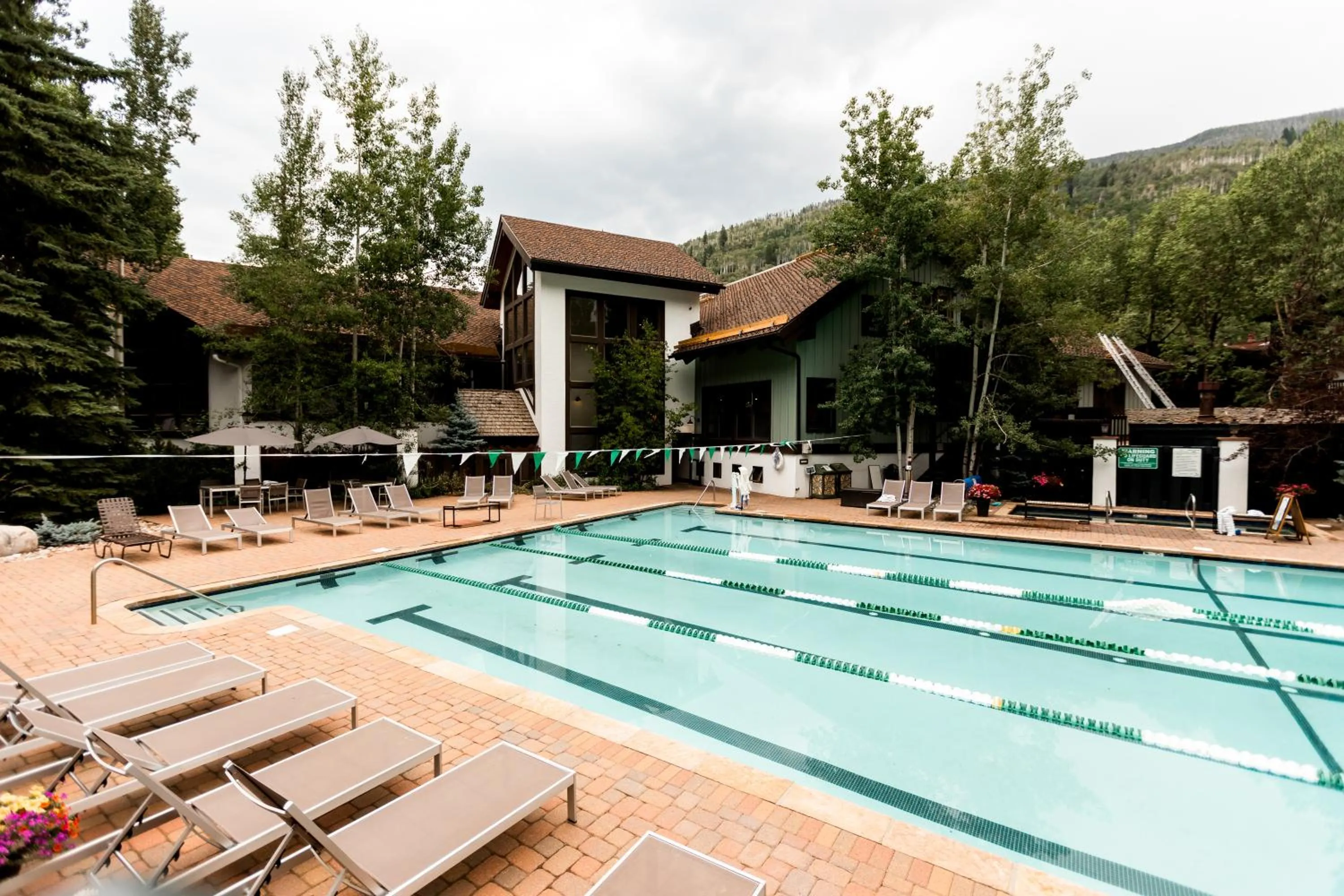 Swimming pool in Vail Racquet Club Mountain Resort