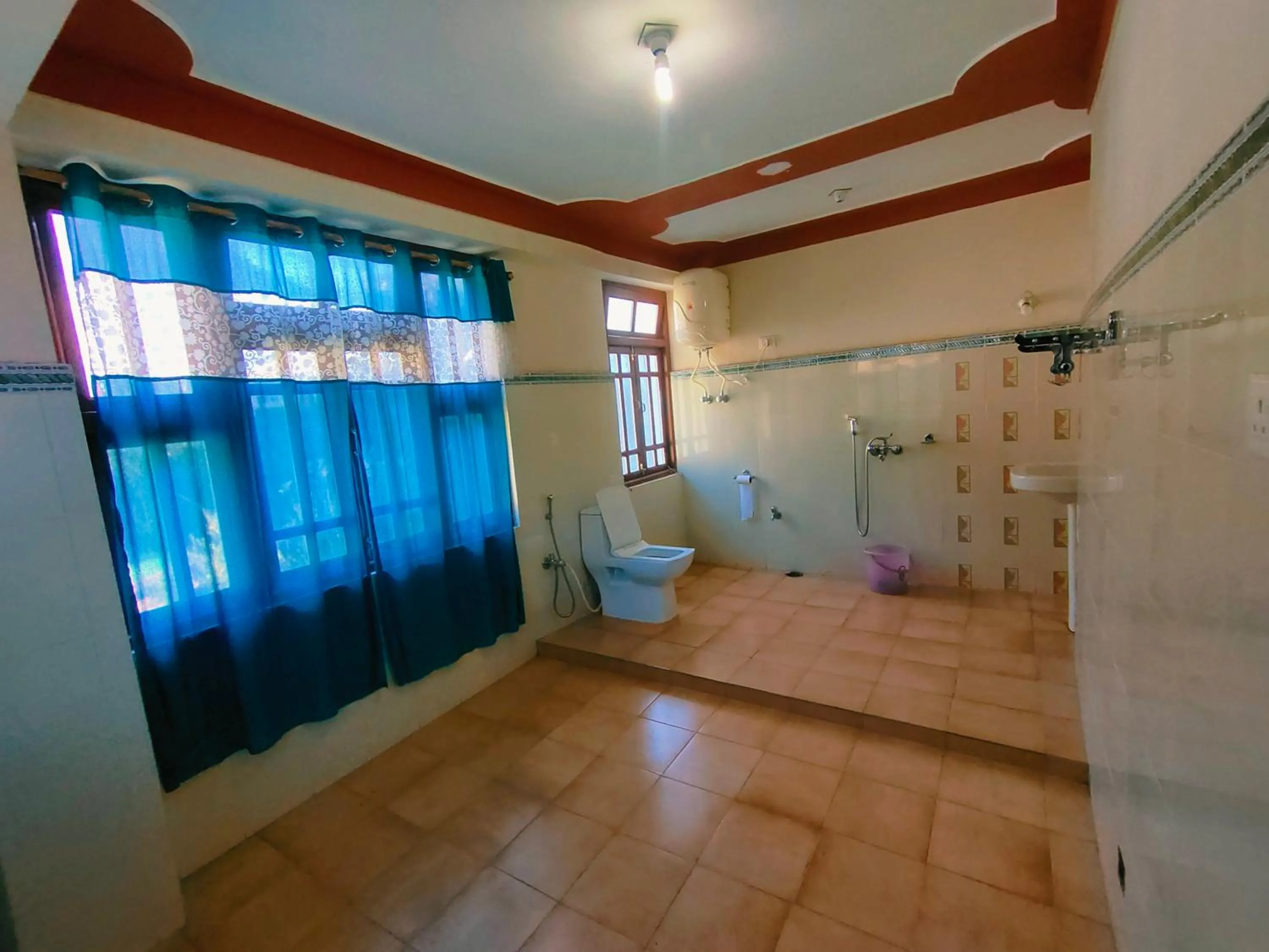 Bathroom in Rufina Blue Pine