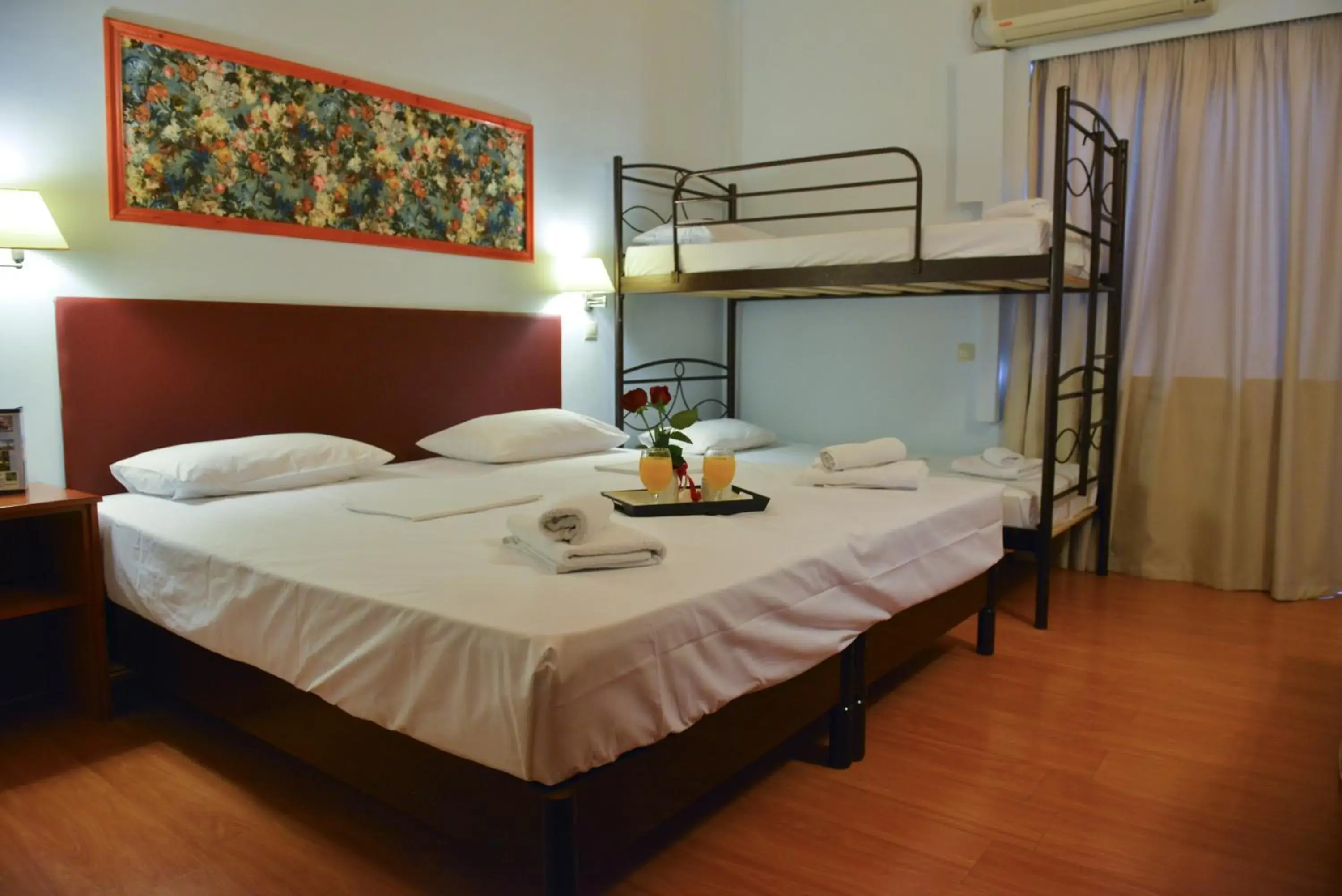 Family Room in Grand Hotel Loutraki Family Room in Grand Hotel Loutraki