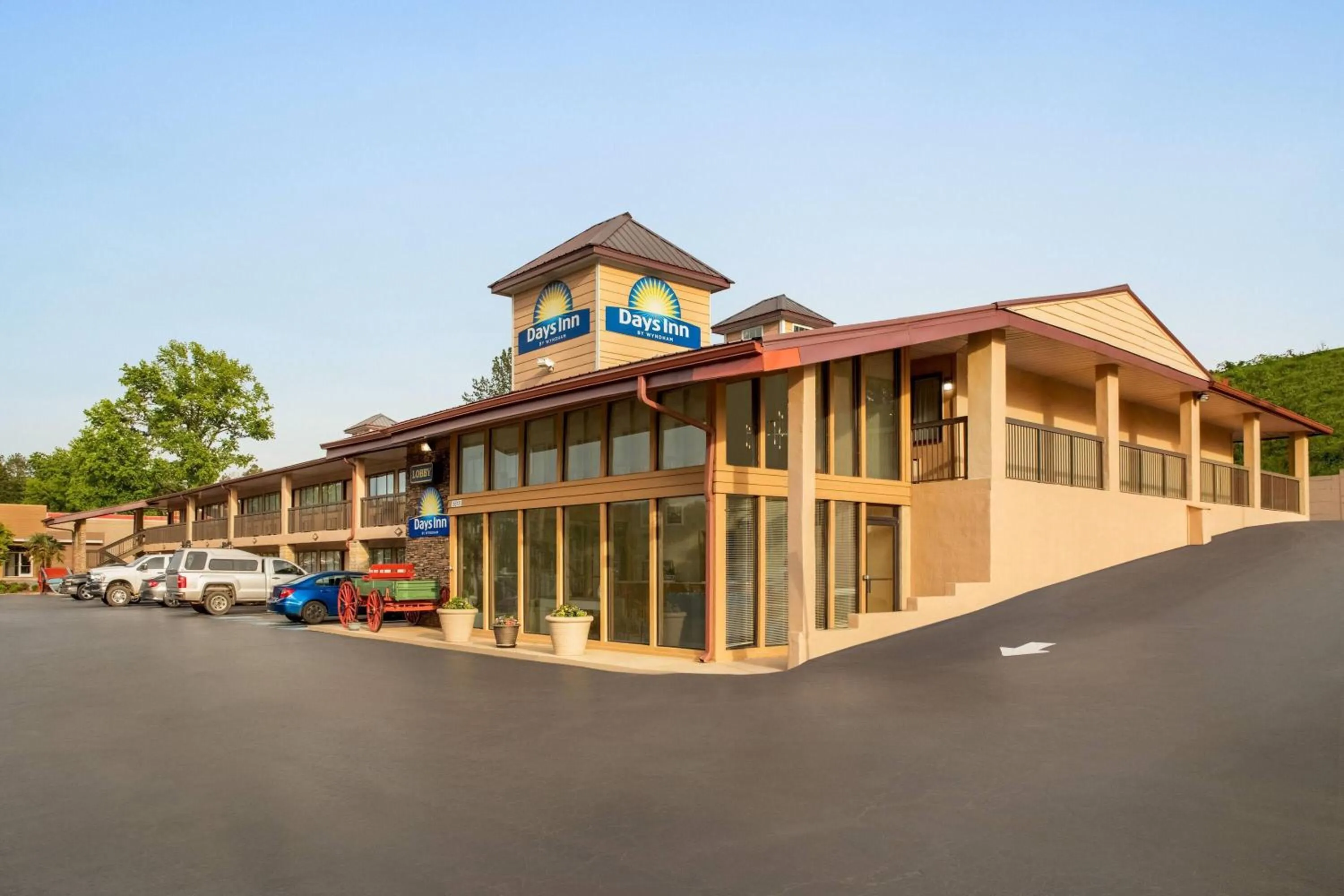 Property building in Days Inn by Wyndham Cartersville