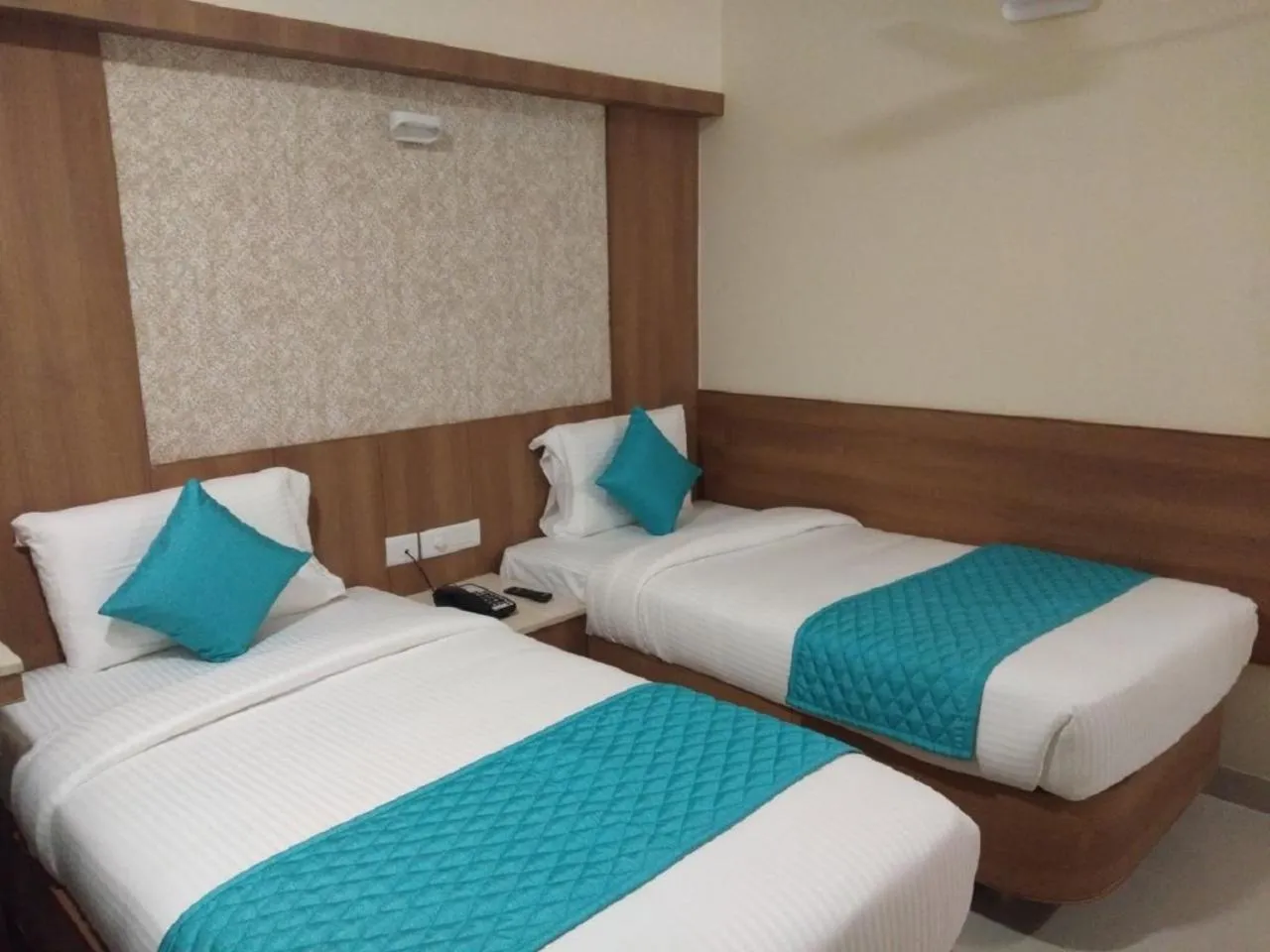 Bedroom, Bed in Hotel iStay