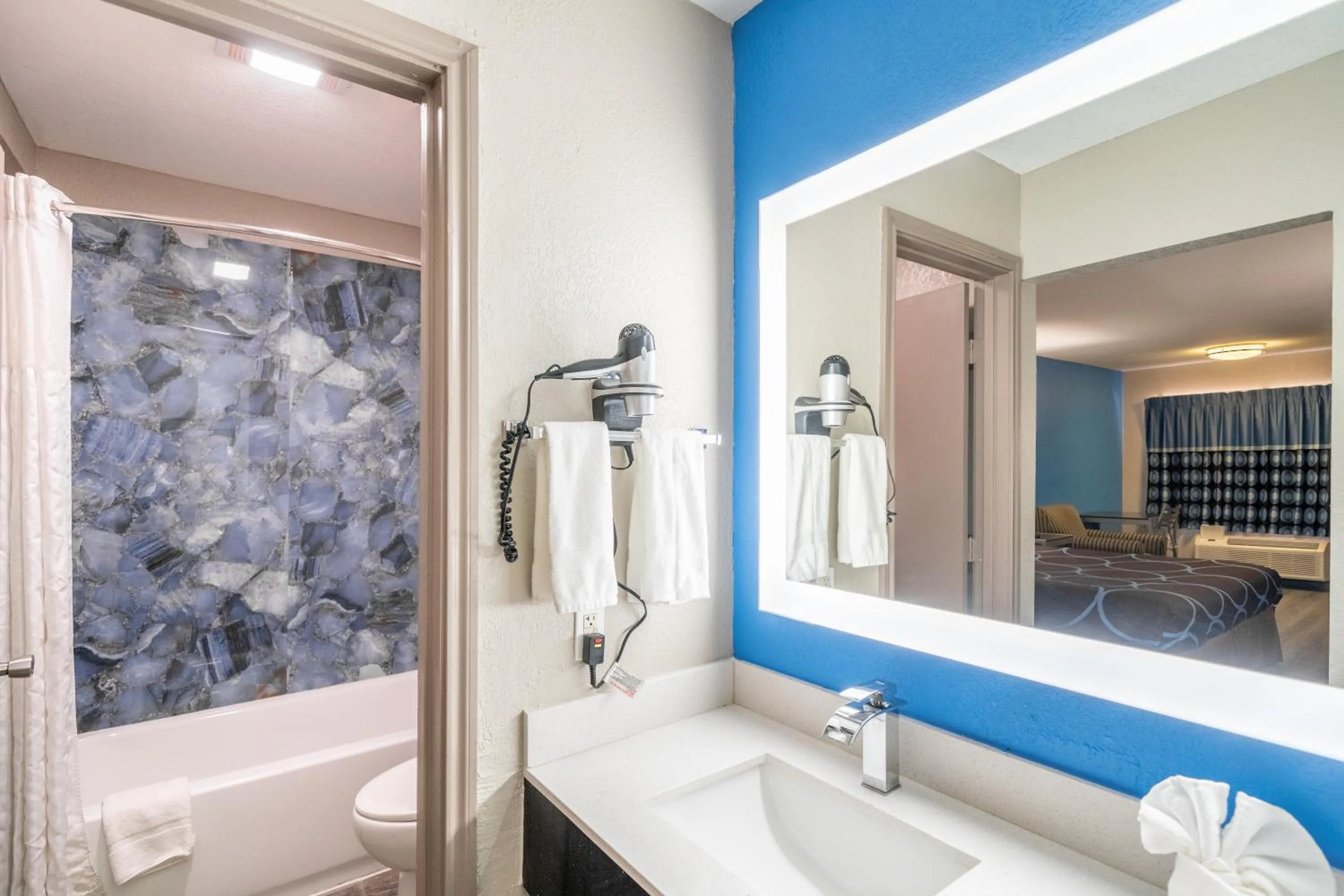 Bathroom in Super 8 by Wyndham San Antonio/Riverwalk Area