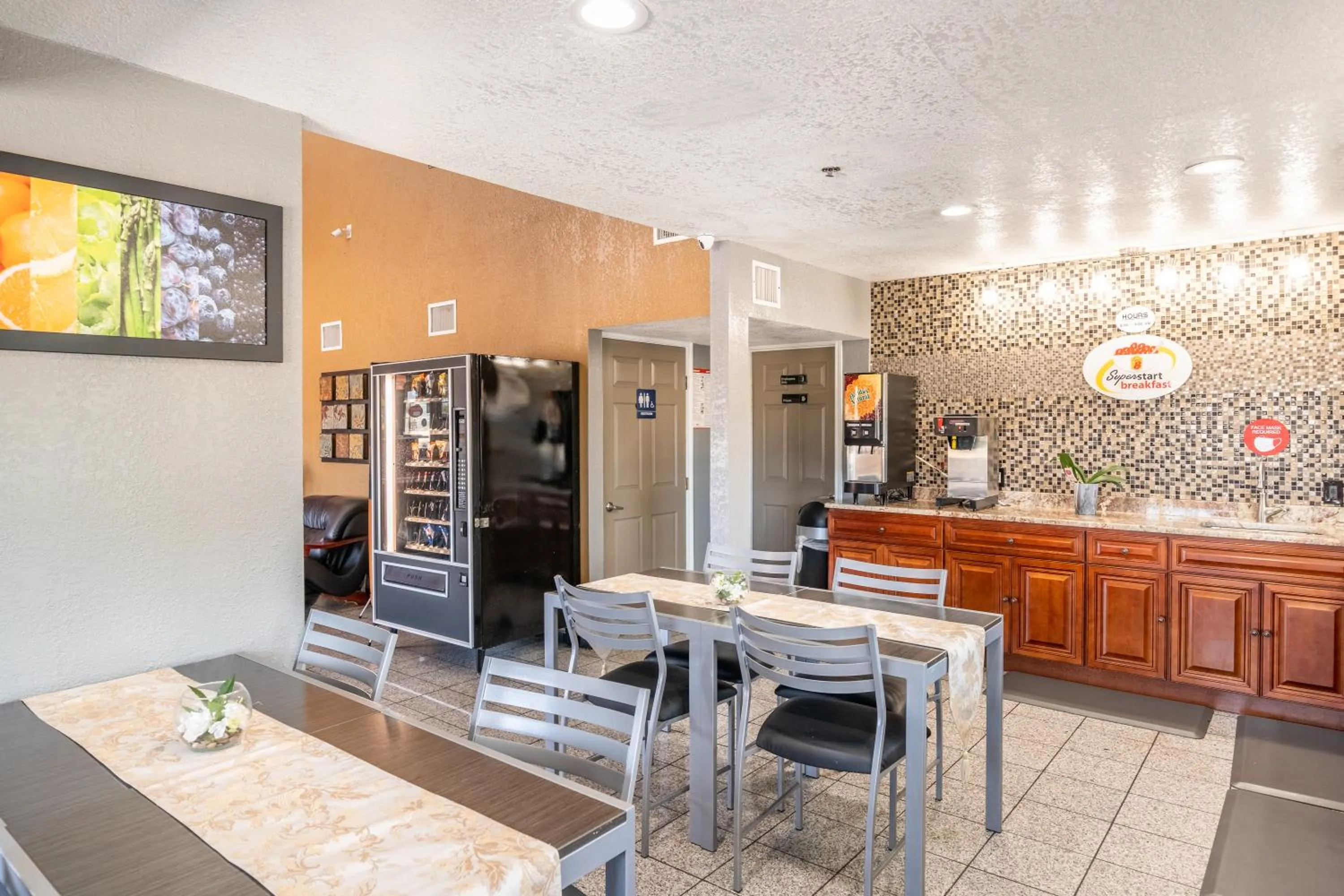 Breakfast in Super 8 by Wyndham San Antonio/Riverwalk Area