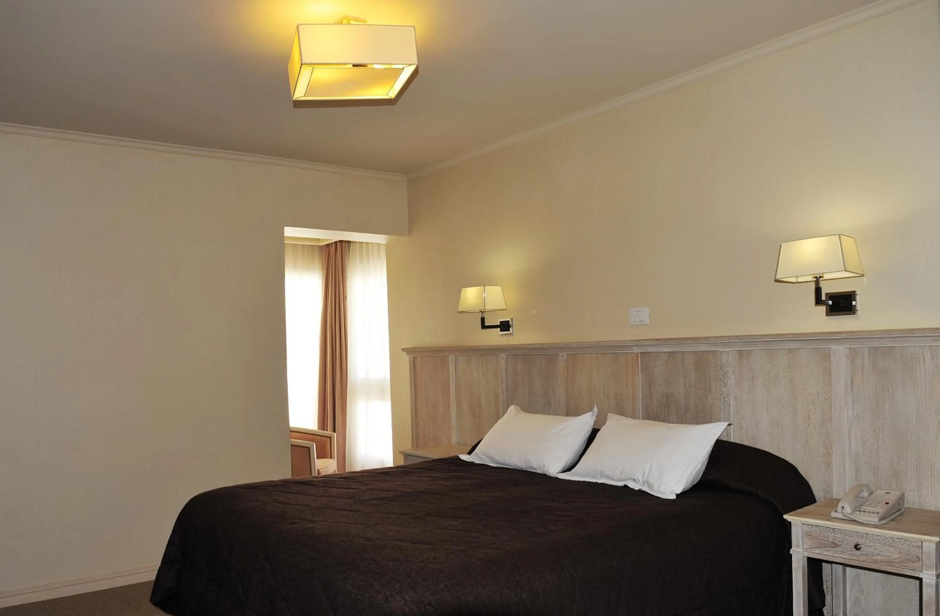 Photo of the whole room, Bed in Hotel Patagonia