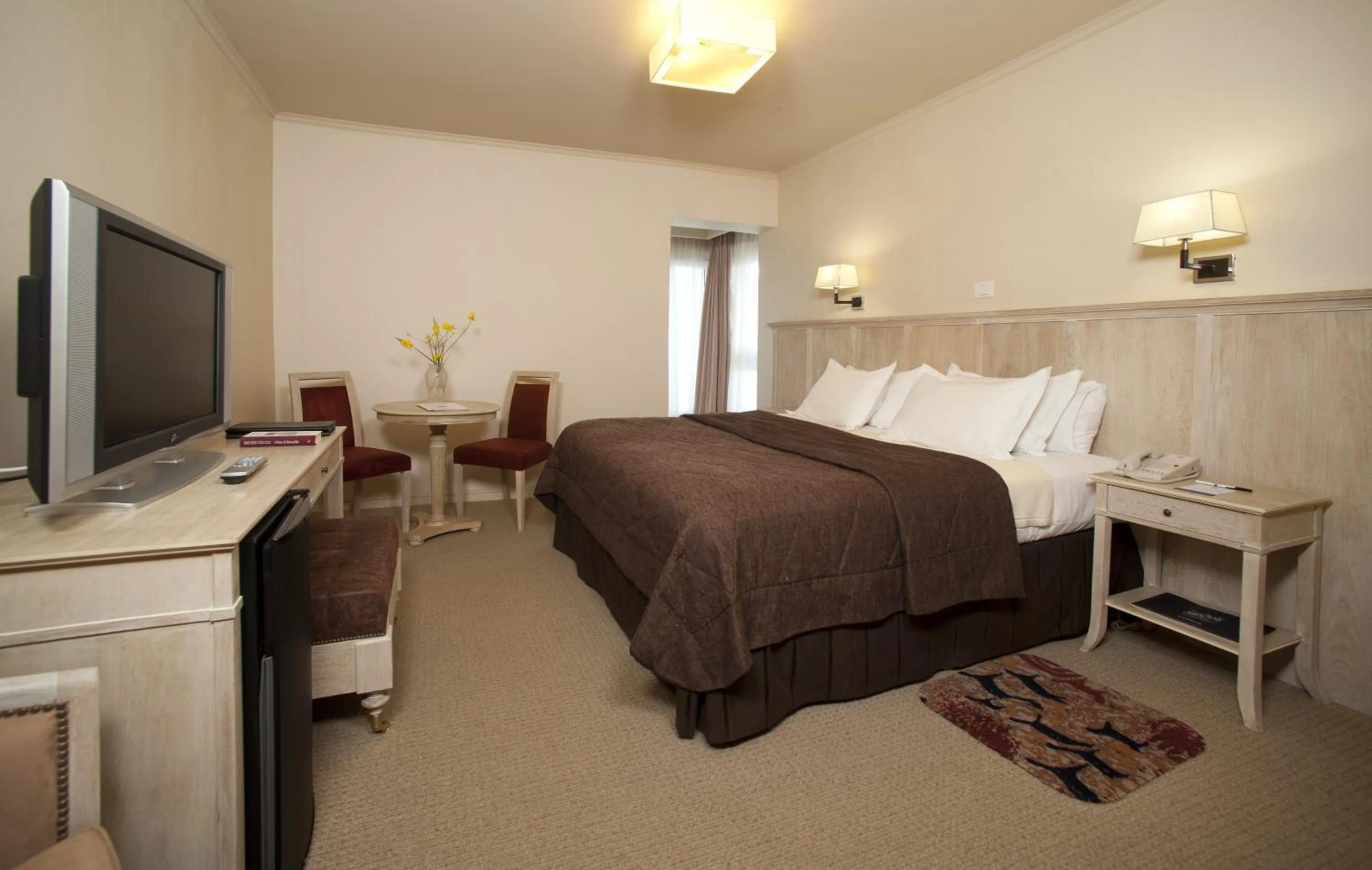 Photo of the whole room, Bed in Hotel Patagonia