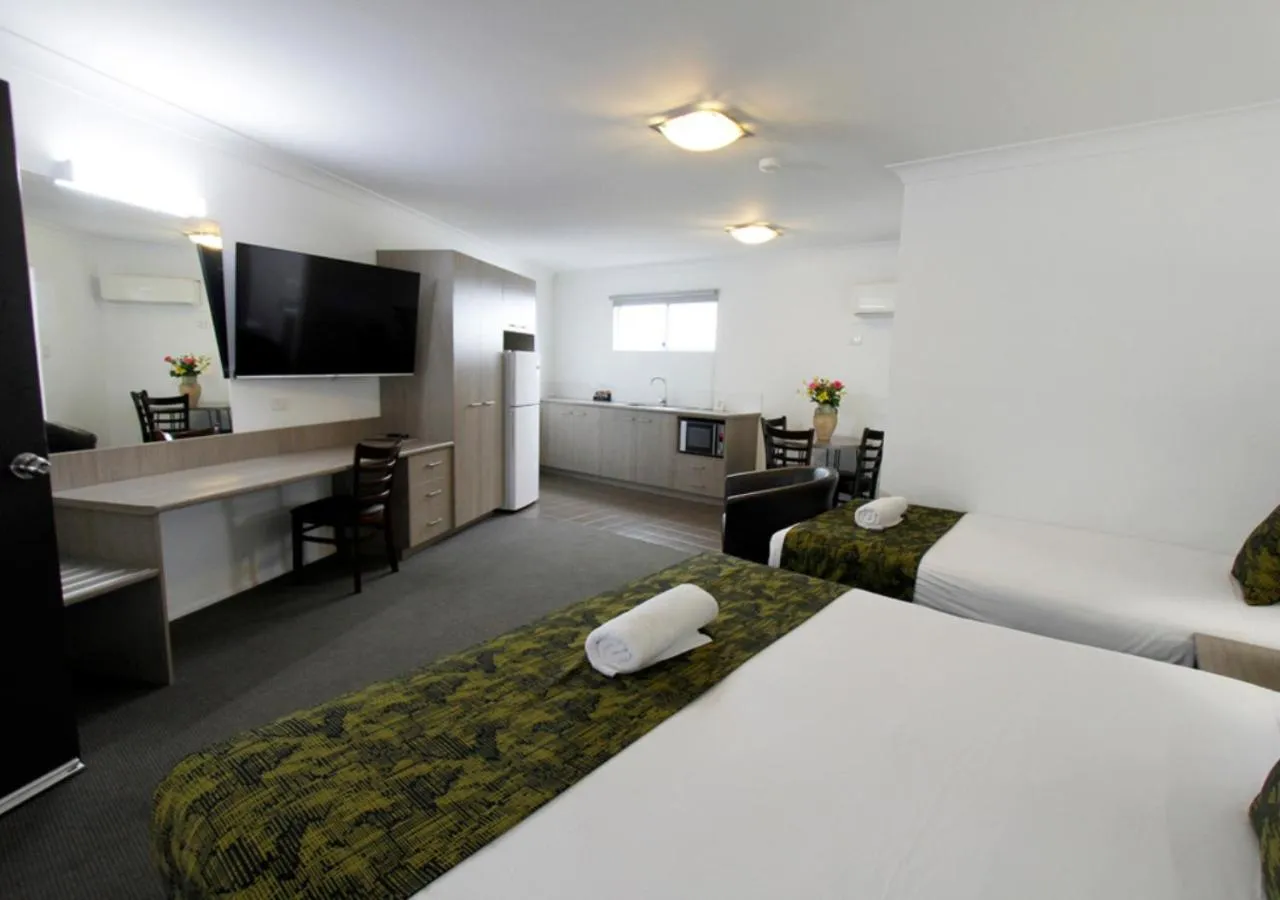 Photo of the whole room, Bed in Takalvan Motel