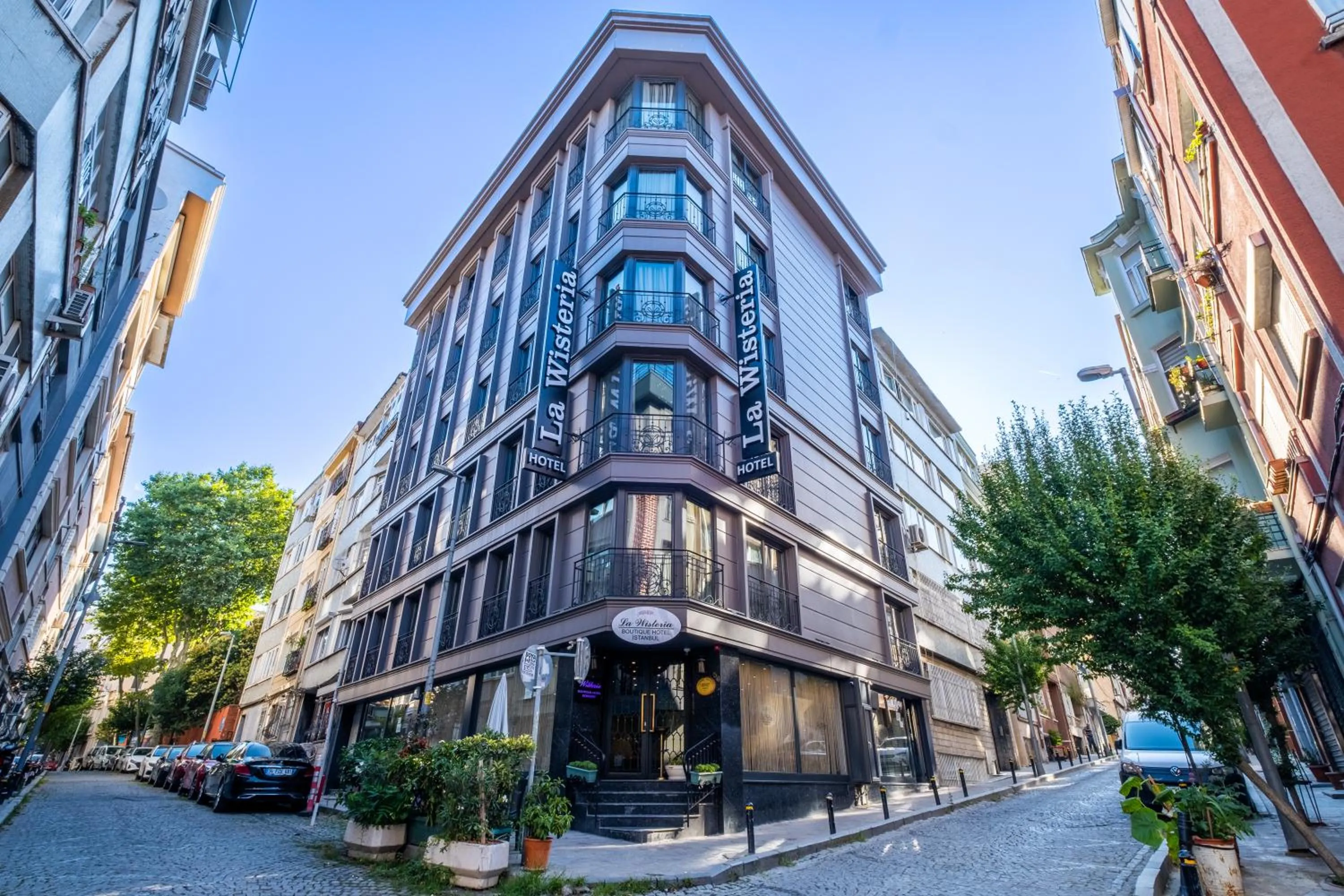 Property building in La Wisteria Boutique Hotel Istanbul
