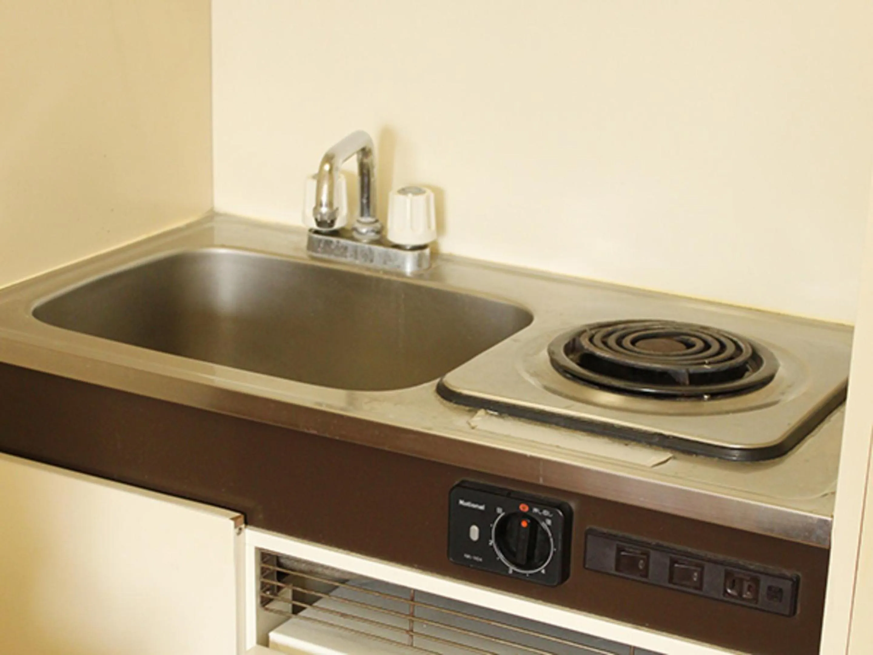 Kitchen or kitchenette in HOTEL LiVEMAX BUDGET Kawasaki Ekimae