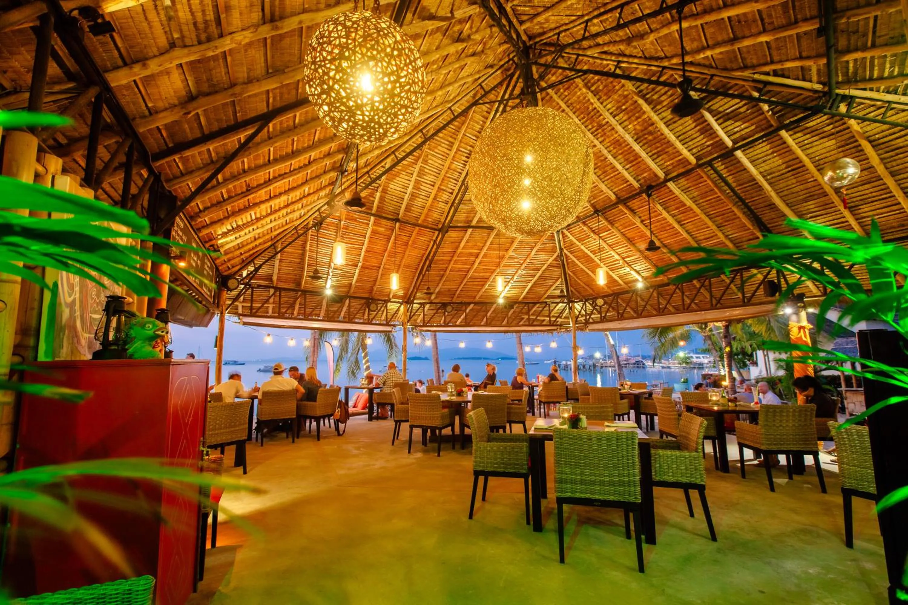 Restaurant/places to eat in Secret Garden Beach Resort