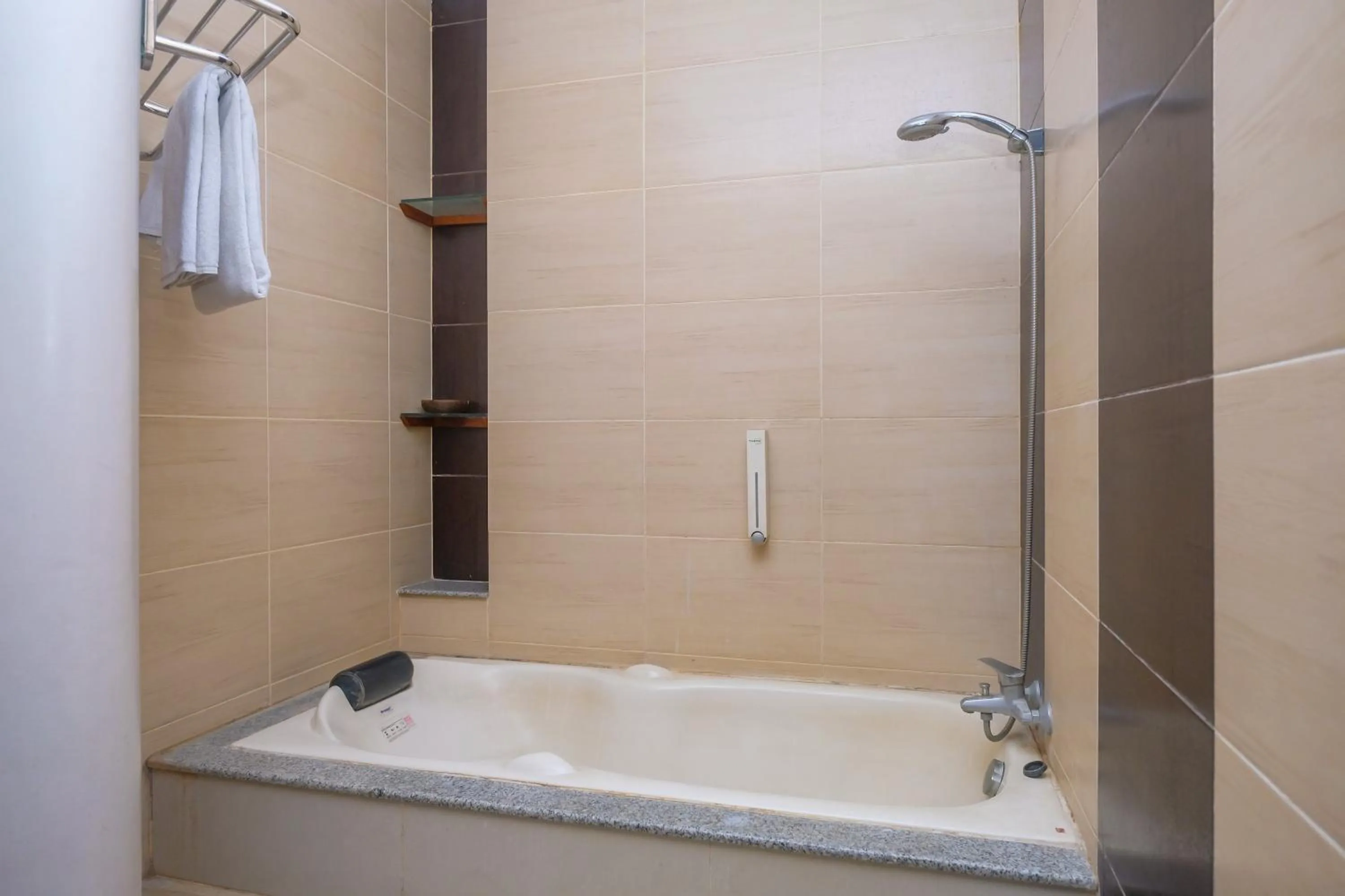 Bathroom in Urbanview Omah Pari Boutique Hotel