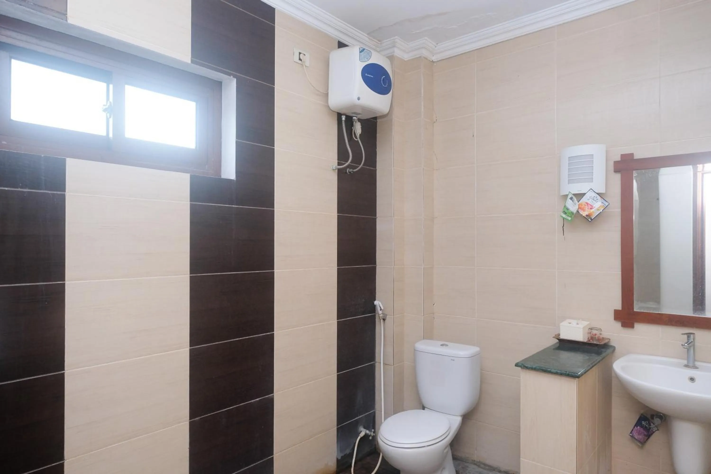 Bathroom in Urbanview Omah Pari Boutique Hotel