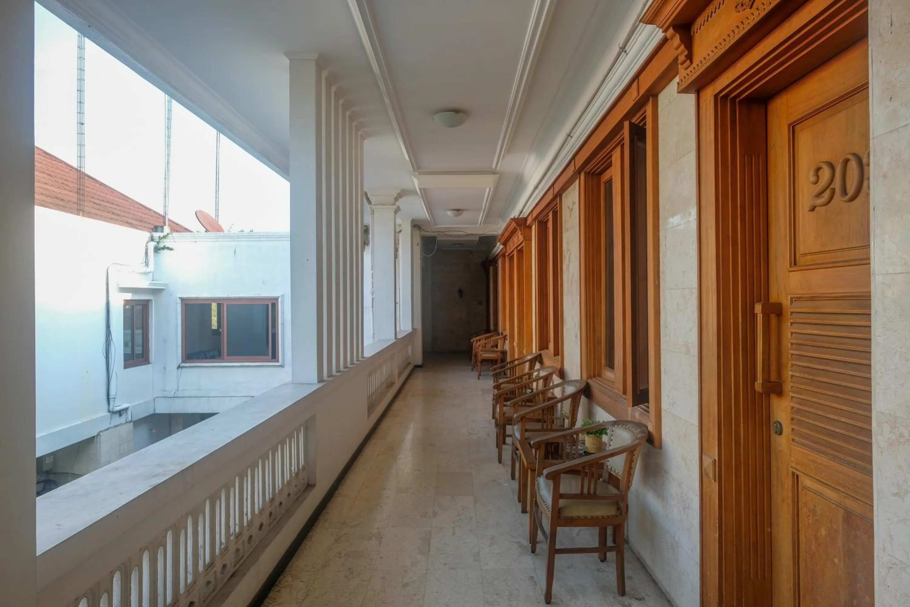 Seating area in Urbanview Omah Pari Boutique Hotel