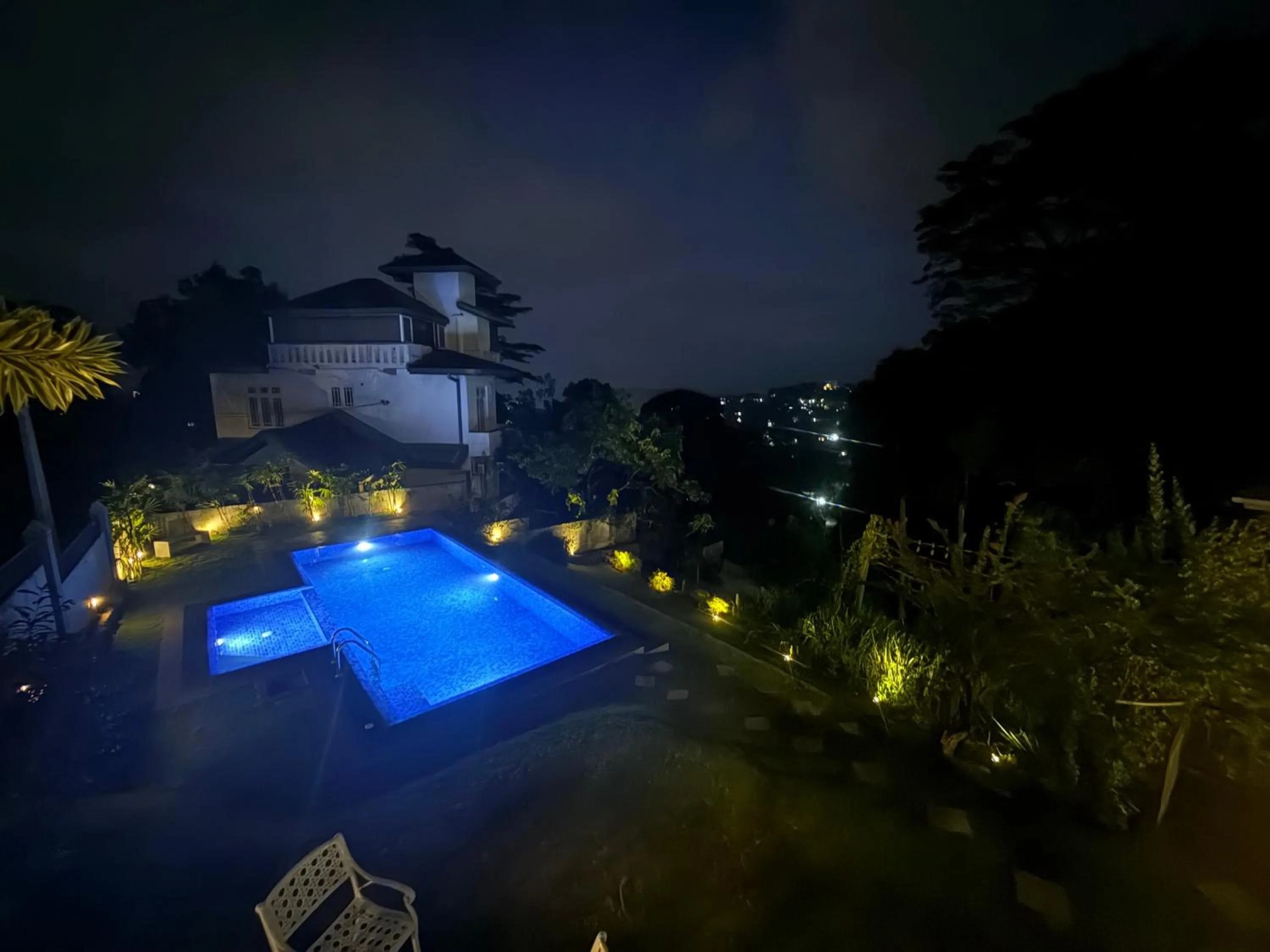 Kandyan View Holiday Bungalow free pickup from kandy