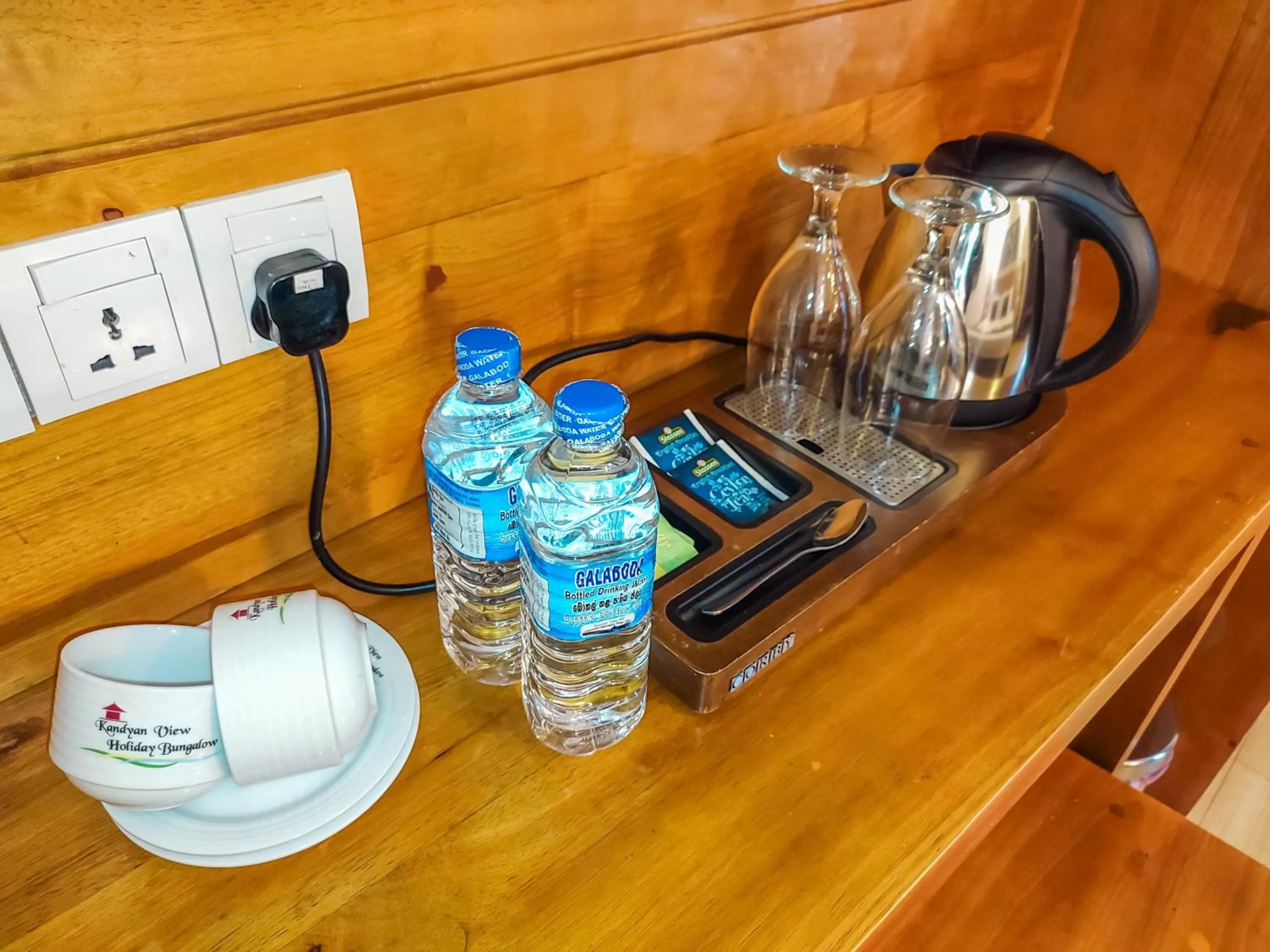 Kandyan View Holiday Bungalow free pickup from kandy