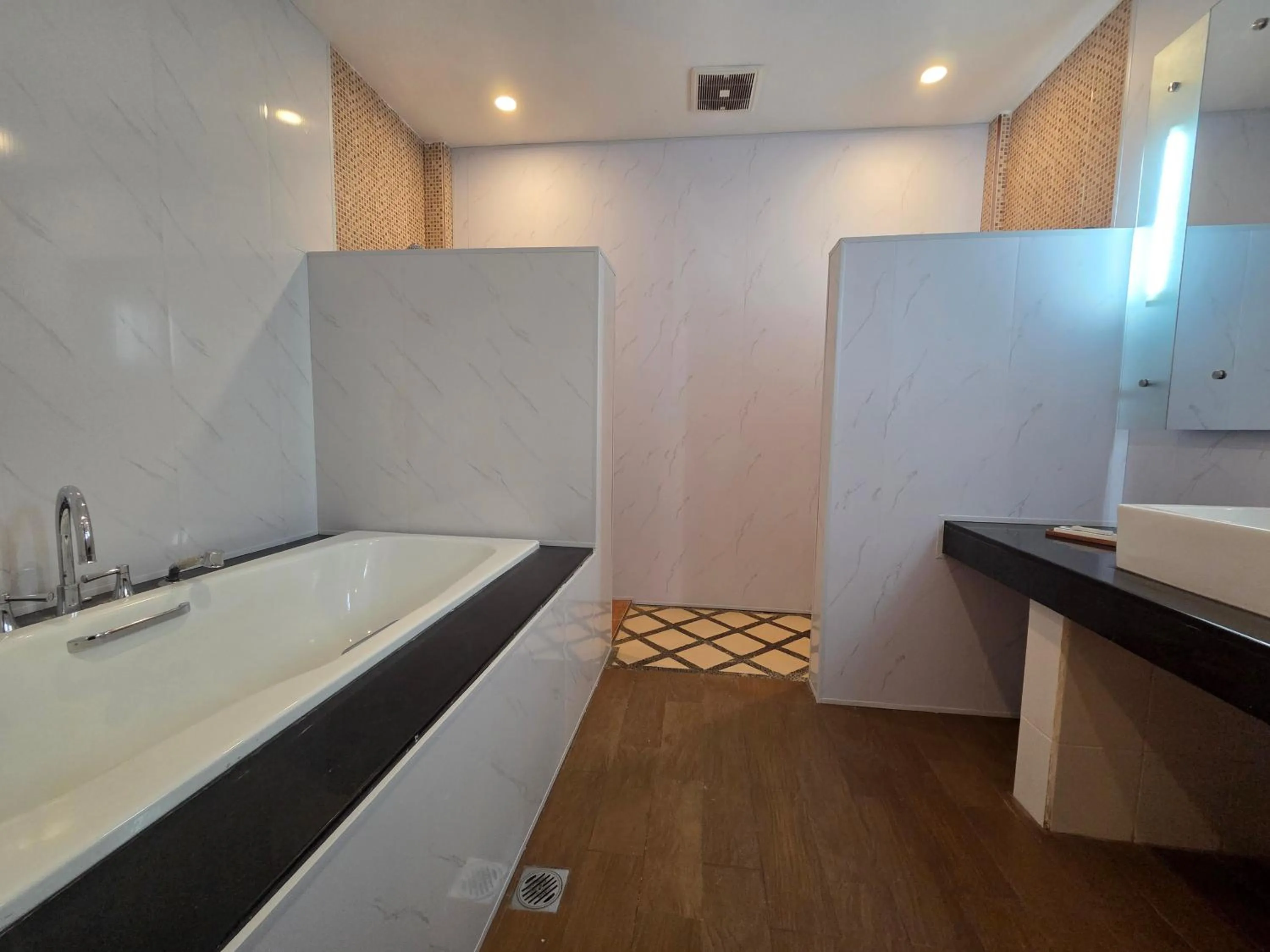 Bath in Sunsethouse Lombok