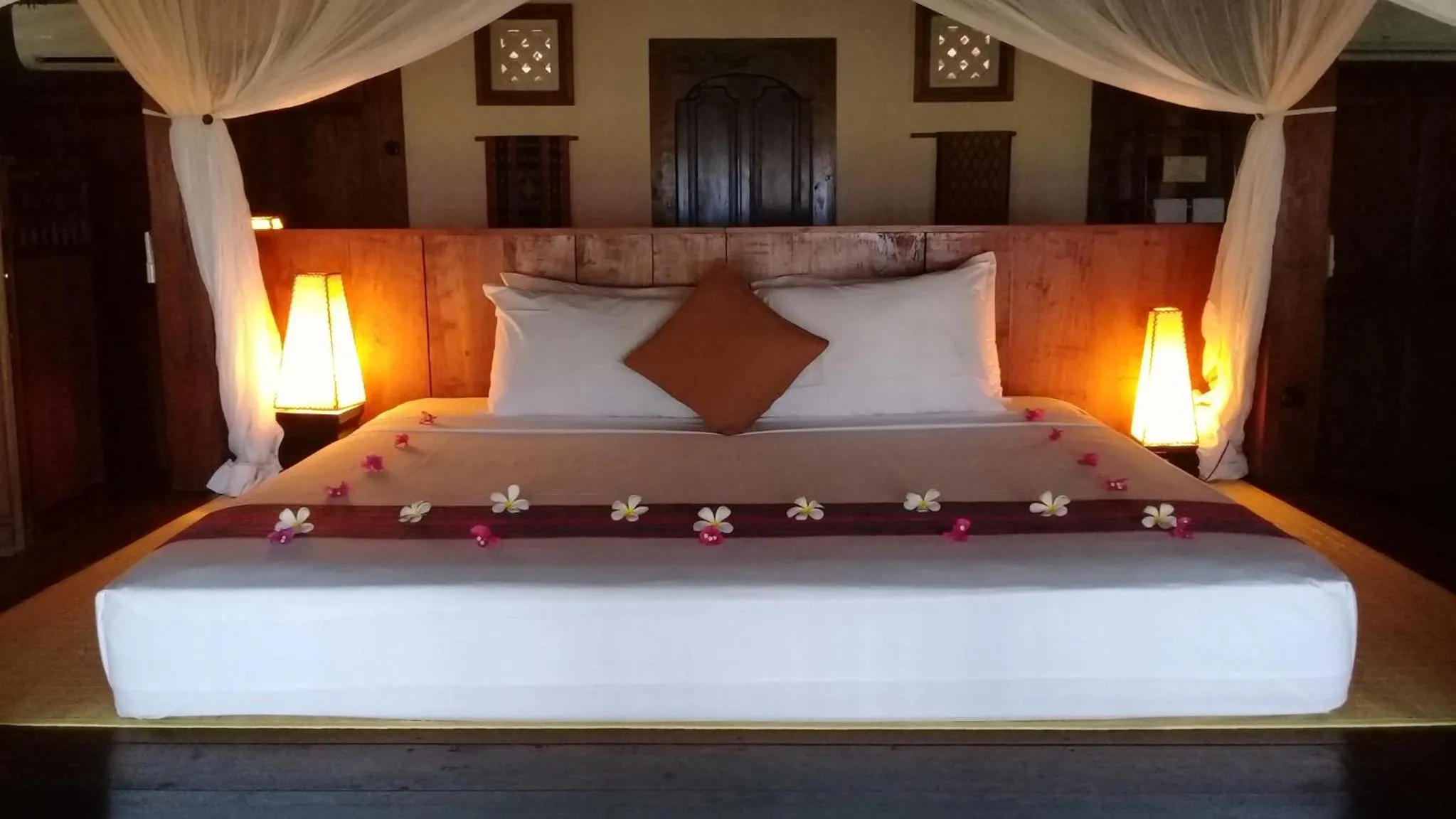 Bedroom, Bed in Desa Dunia Beda Resort