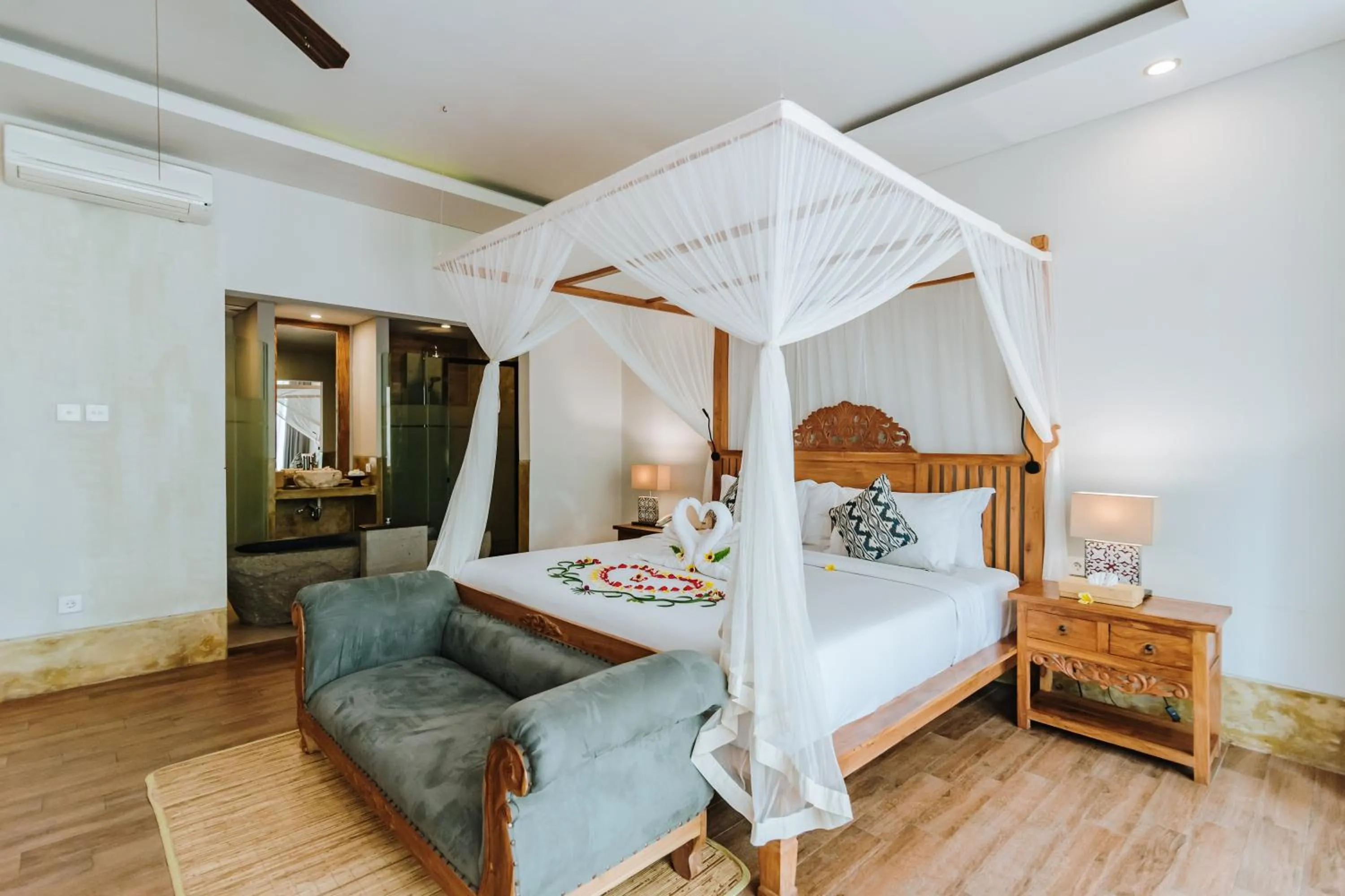 Bedroom, Bed in Bucu View Resort