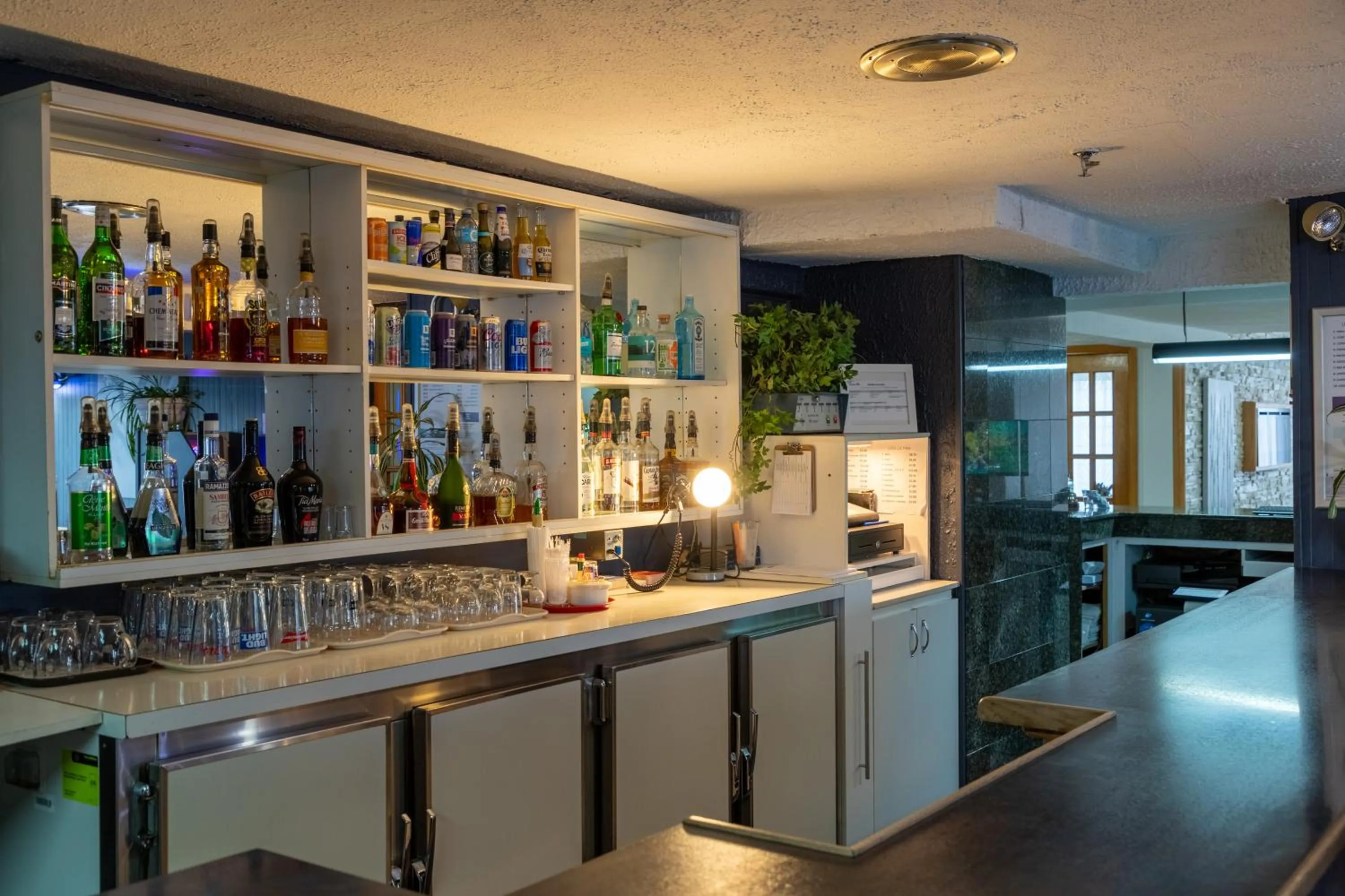 Lounge or bar in Hôtel Les Mouettes