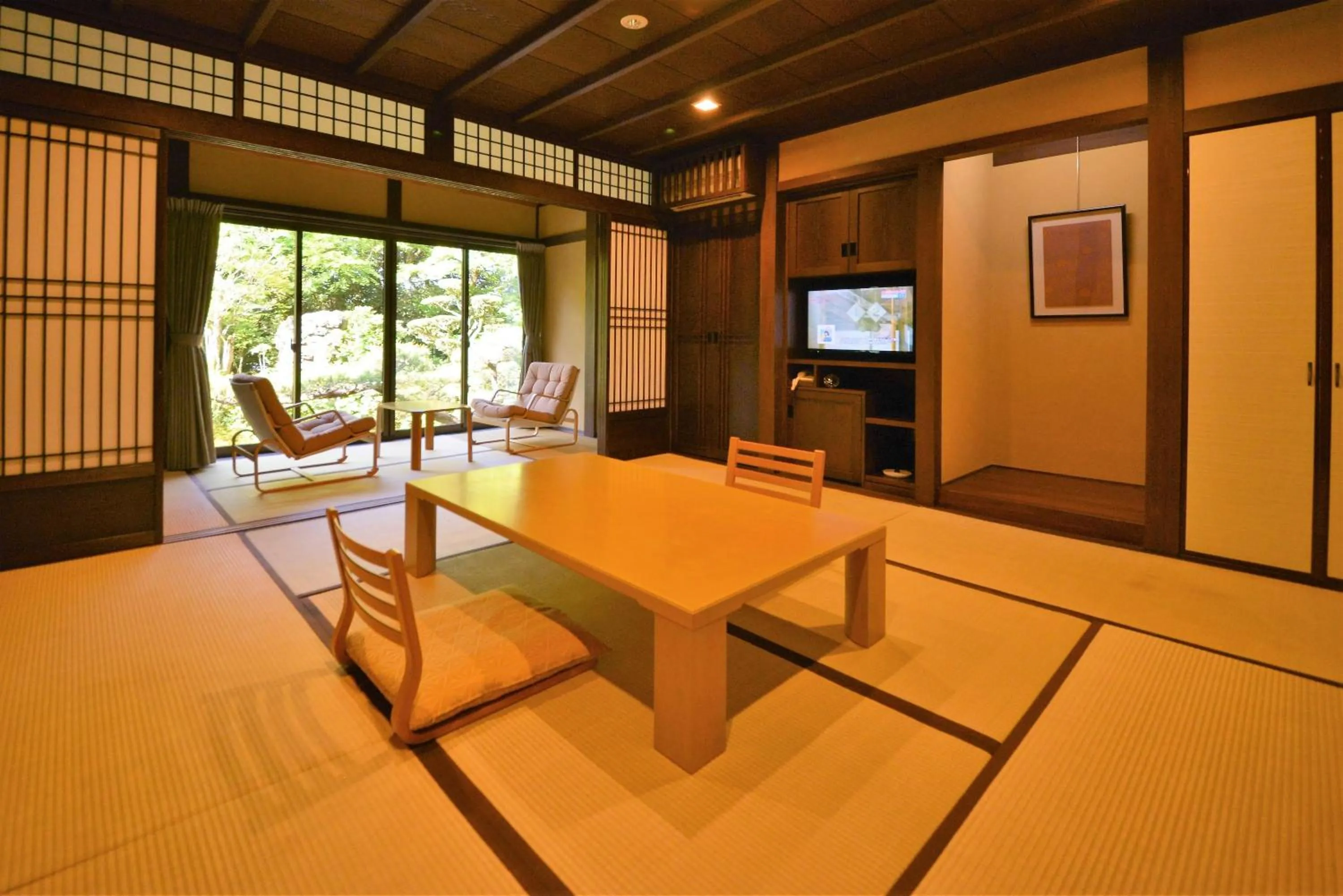 Seating area in Japanese Ryokan Seryo