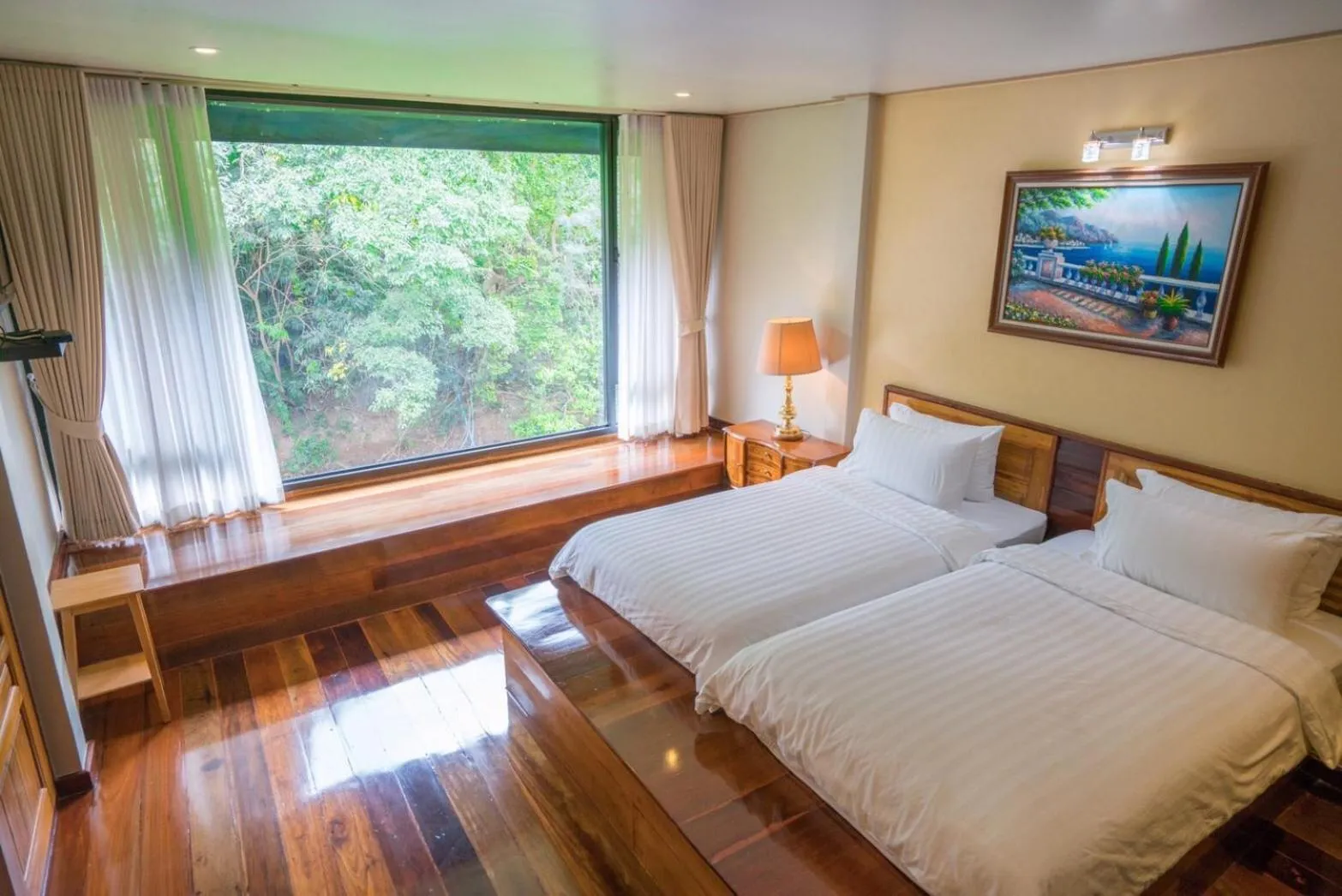 Bed in Ban Mai Vintage