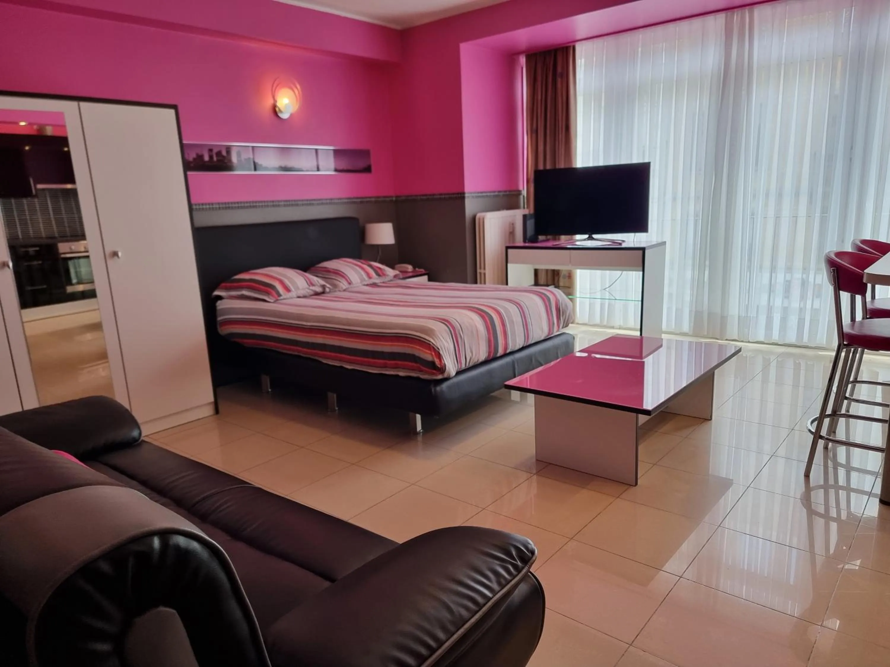 Bed in Aparthotel Résidence Bara Midi