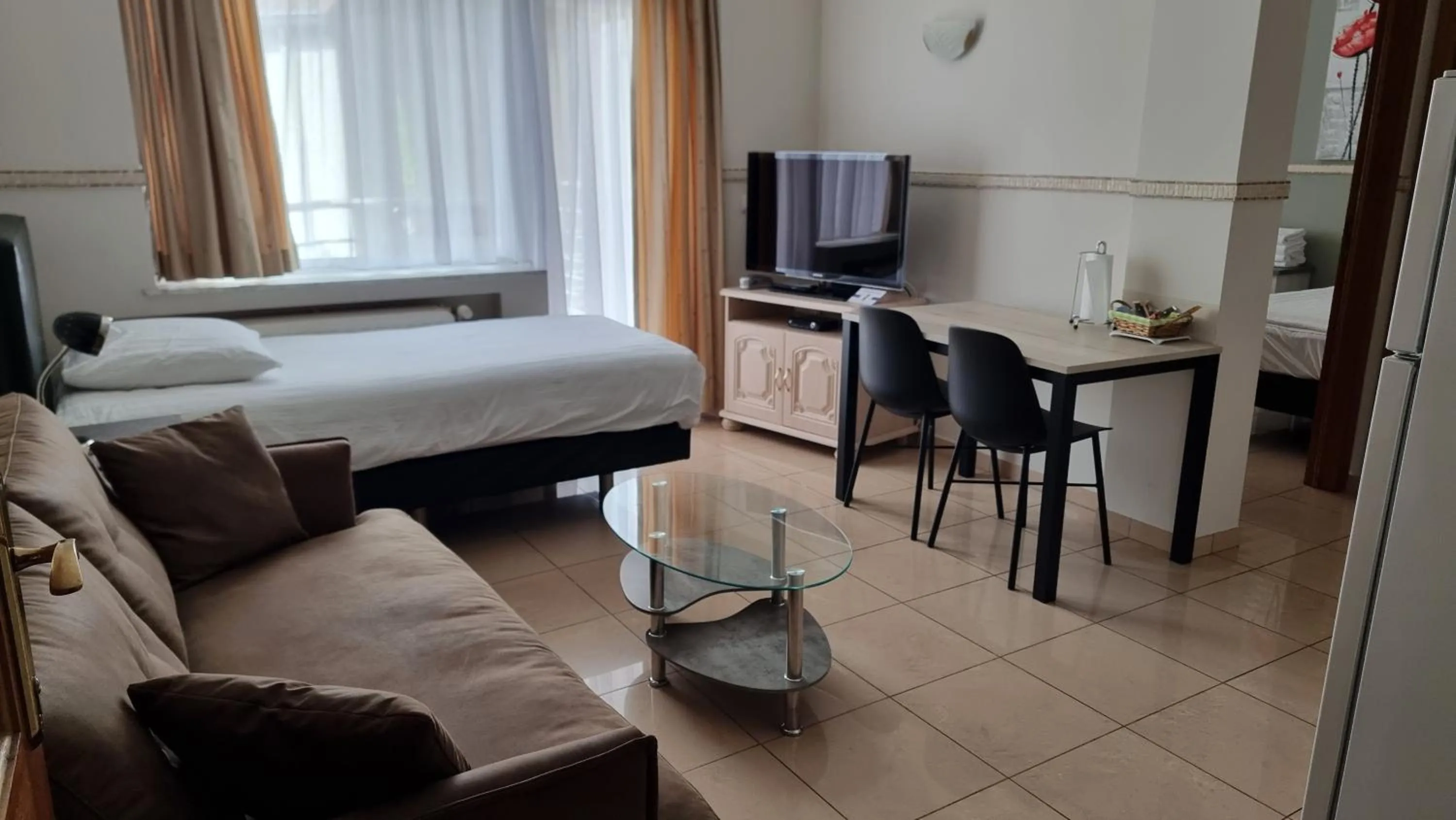 Bed in Aparthotel Résidence Bara Midi