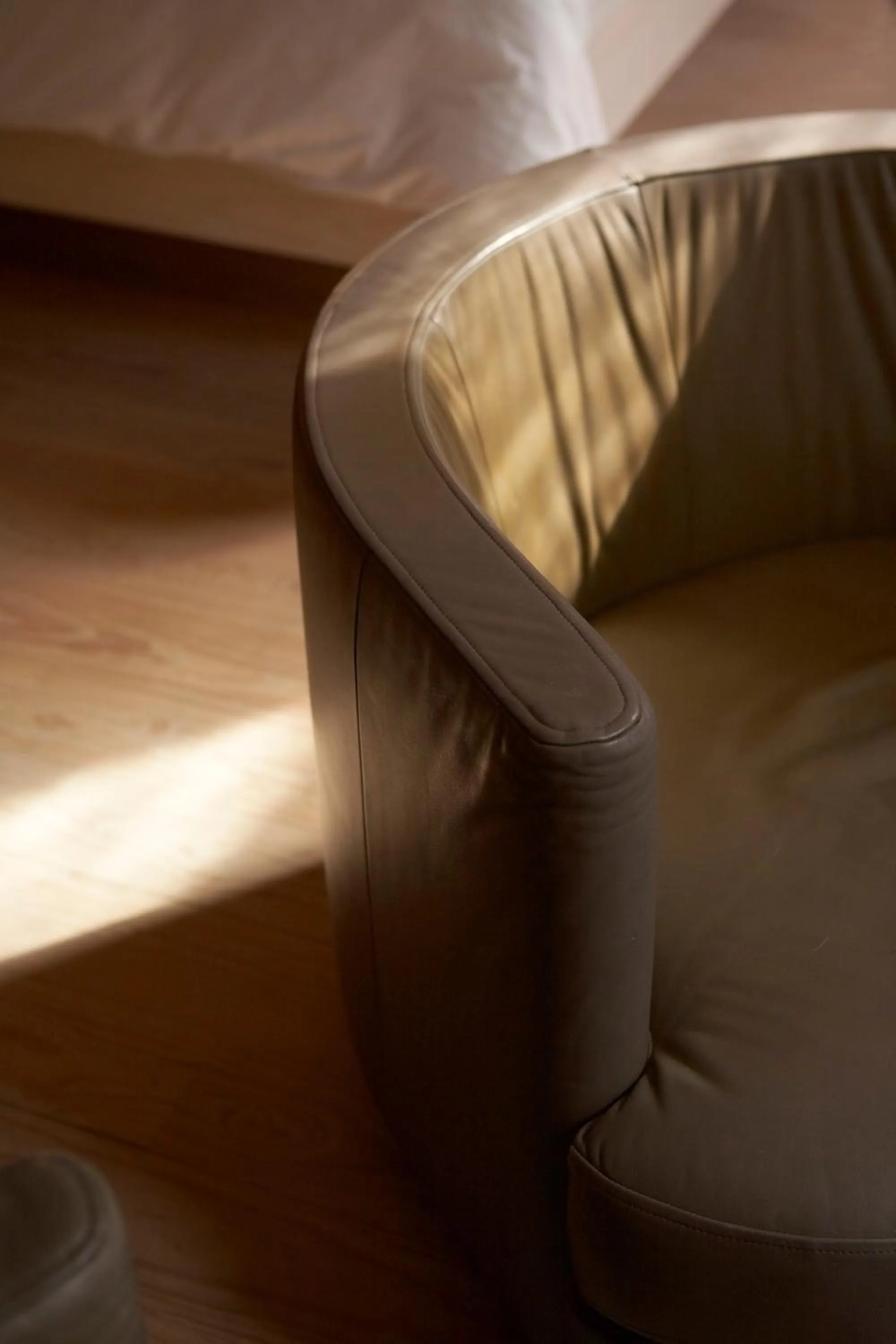 Decorative detail in Le Vaudeville