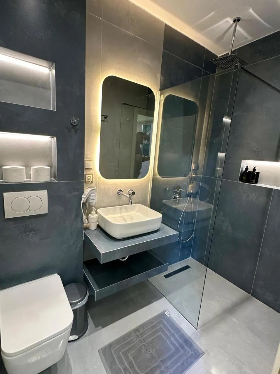 Bathroom in Hotel Mira Mare