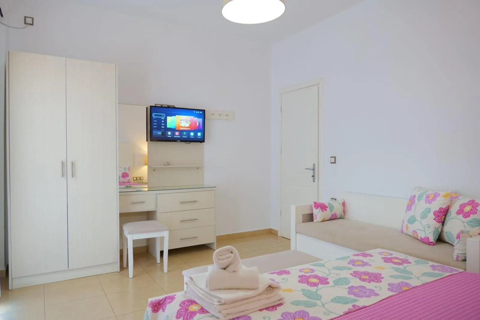 Bedroom, Bed in Hotel Mira Mare