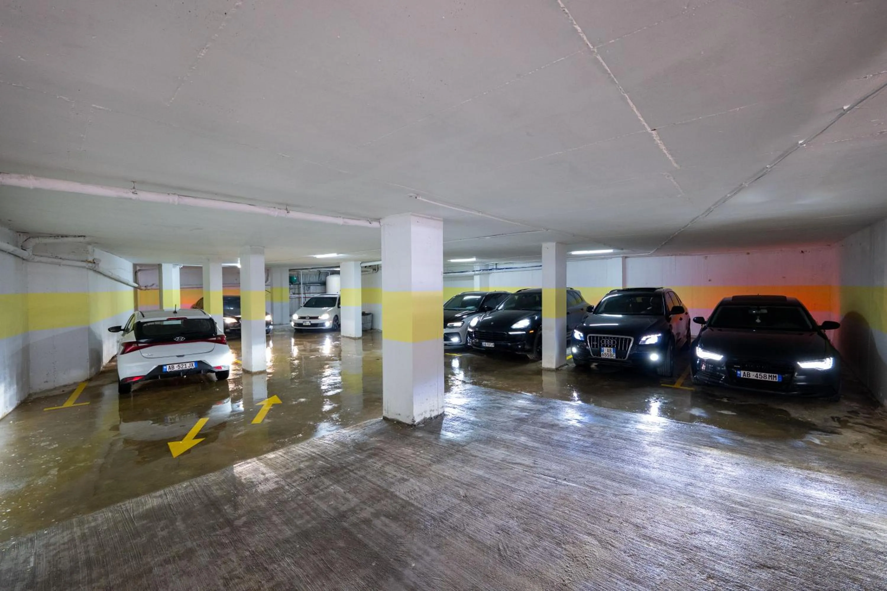 Parking in Hotel Mira Mare