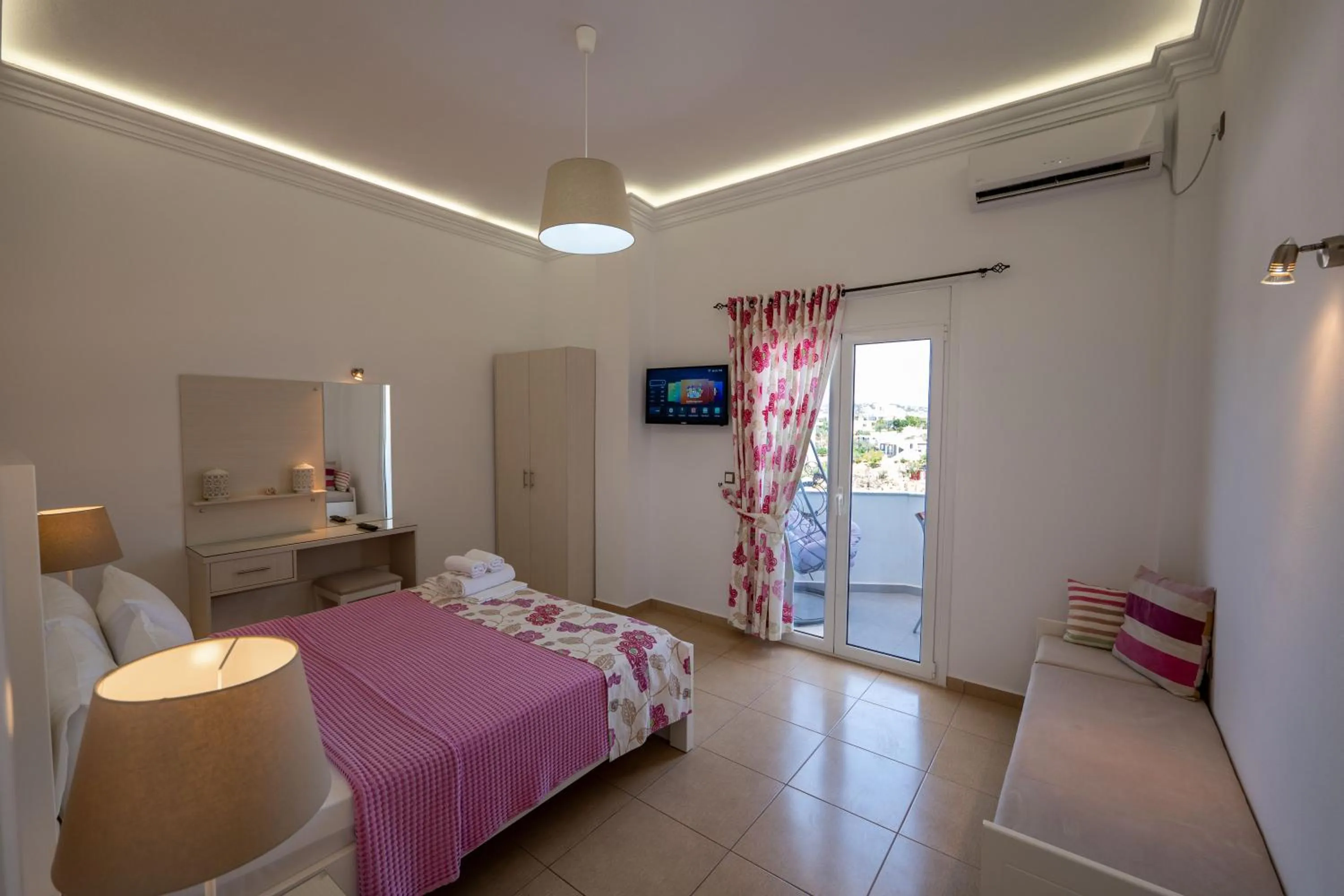 Bedroom, Bed in Hotel Mira Mare