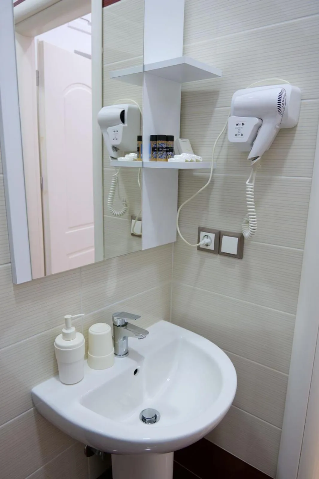 Bathroom in Hotel Mira Mare