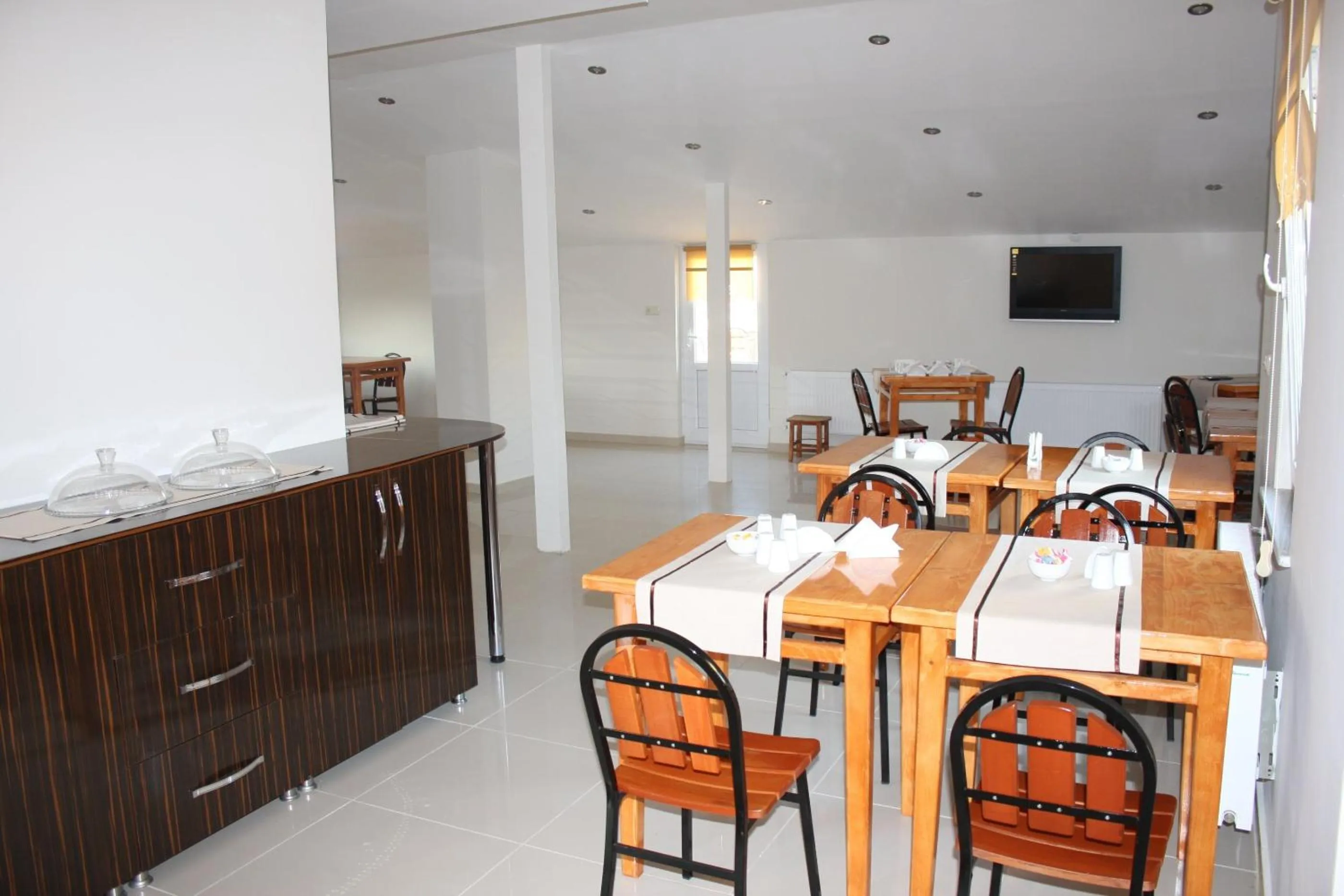 Food and drinks in Hotel Ejder