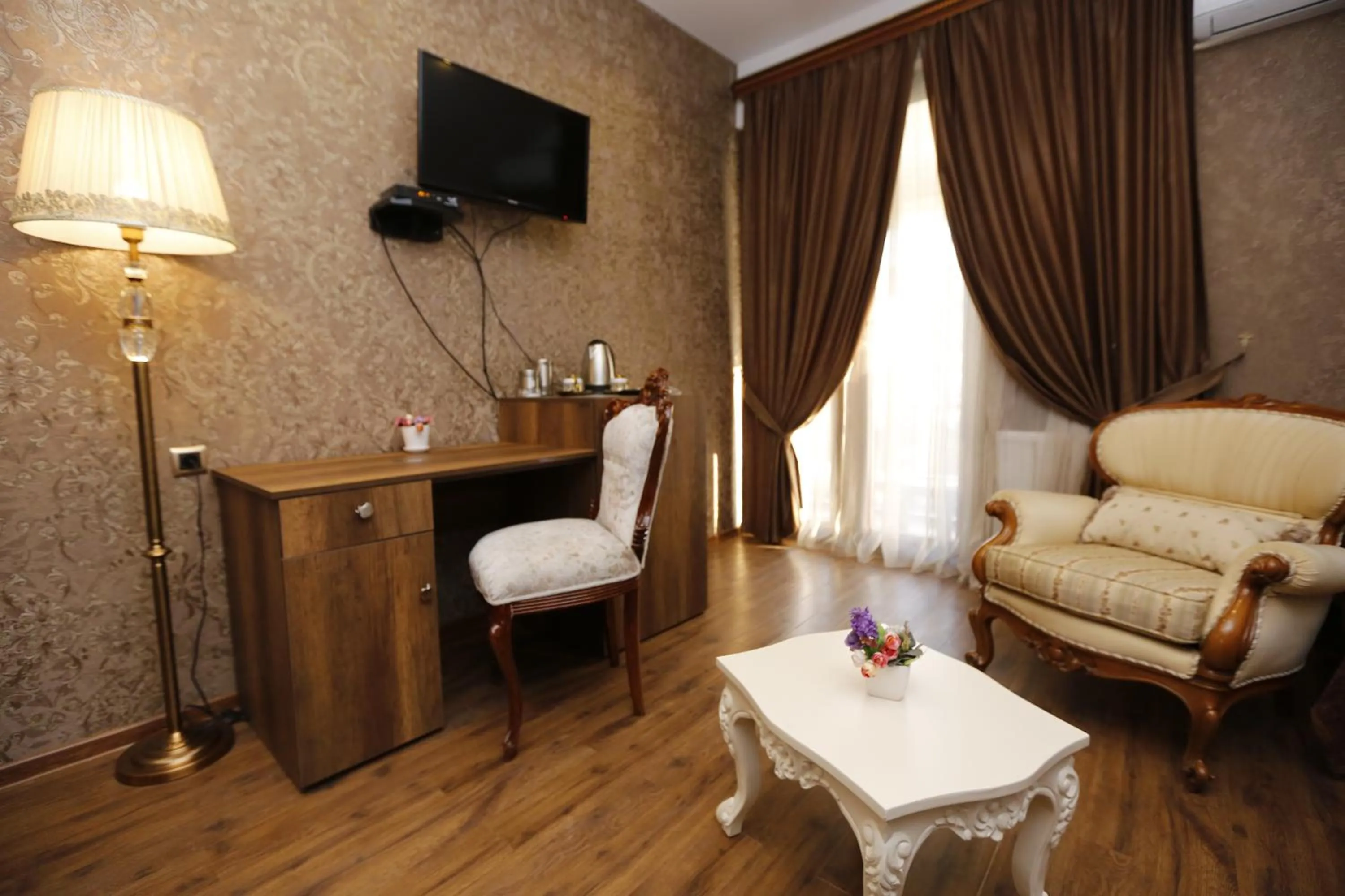 Coffee/tea facilities in Grand GMP