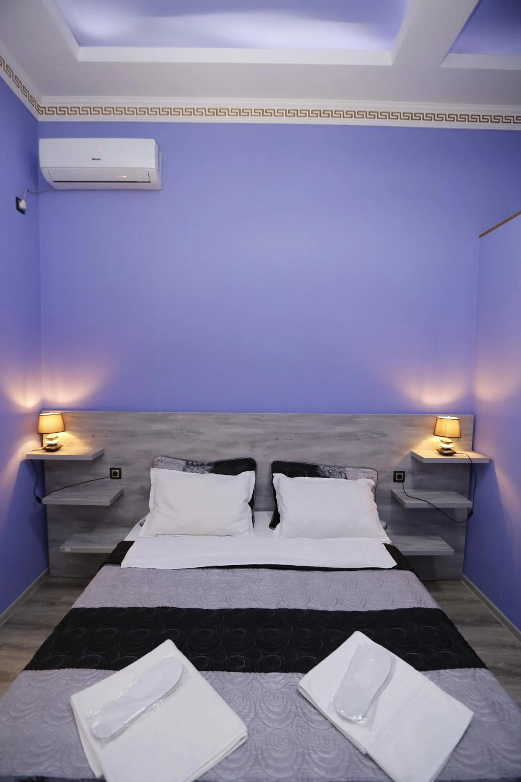 towels, Bed in Grand GMP