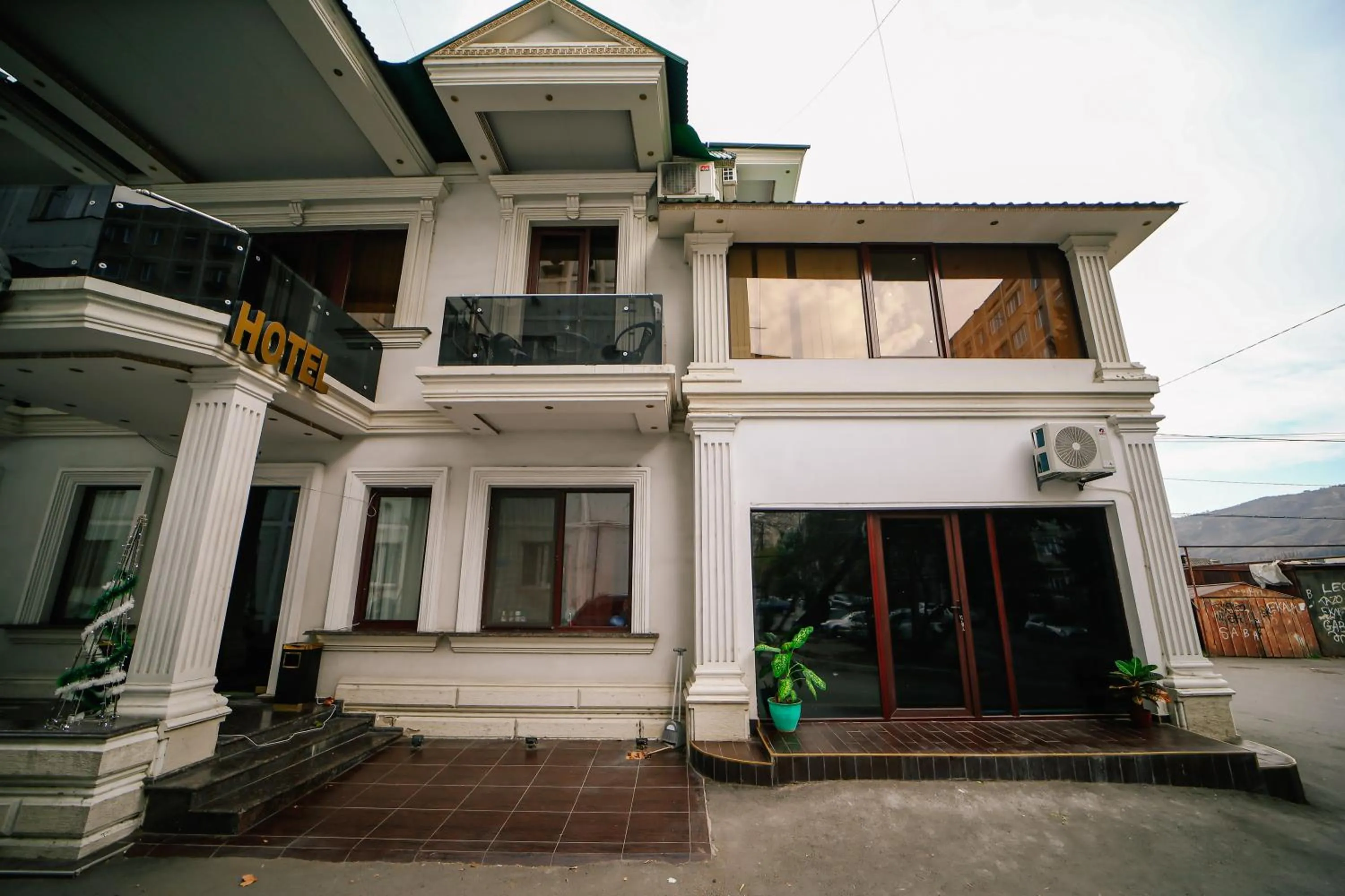 Landmark view in Grand GMP