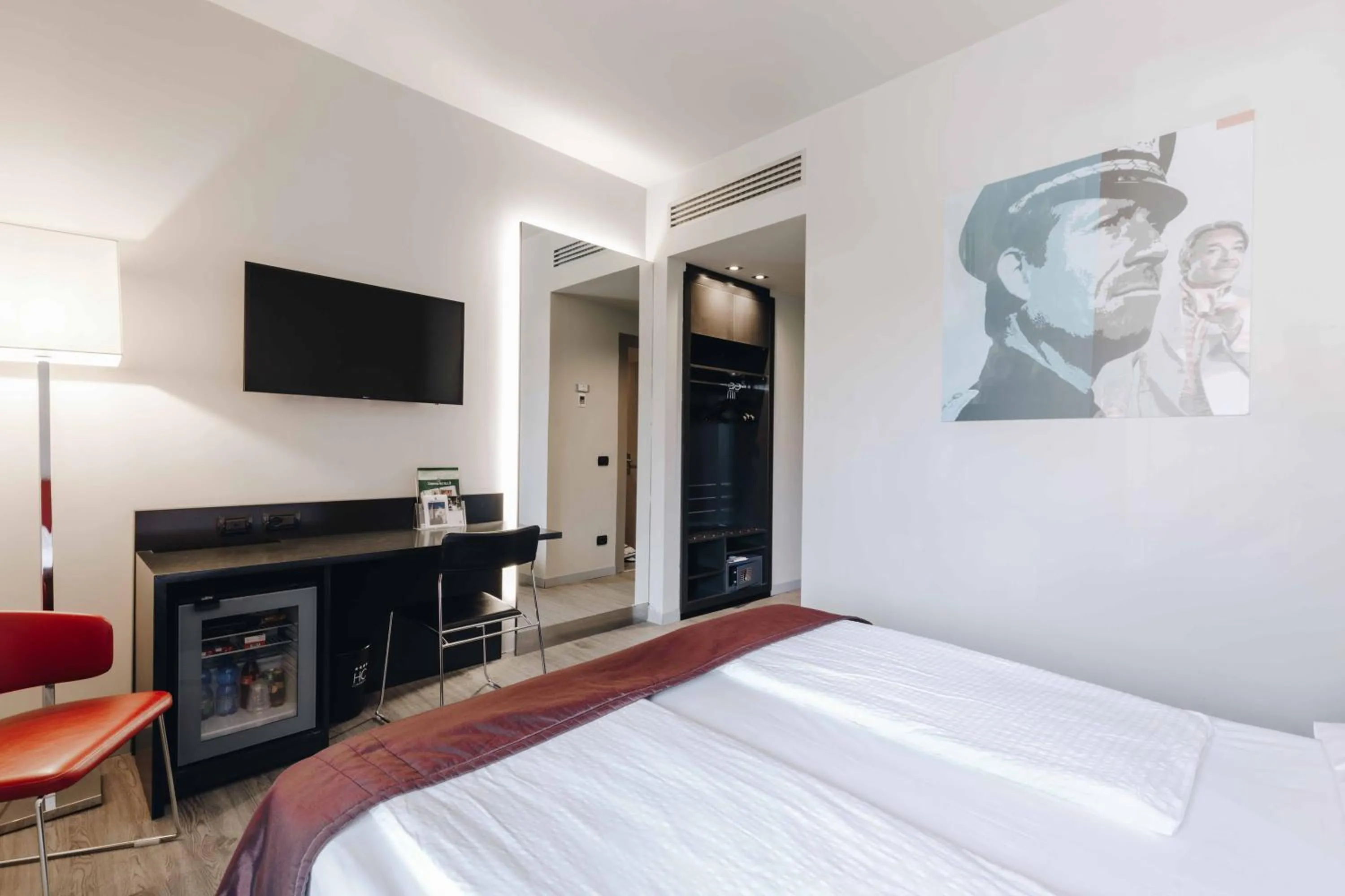 Bed in Hotel Continental