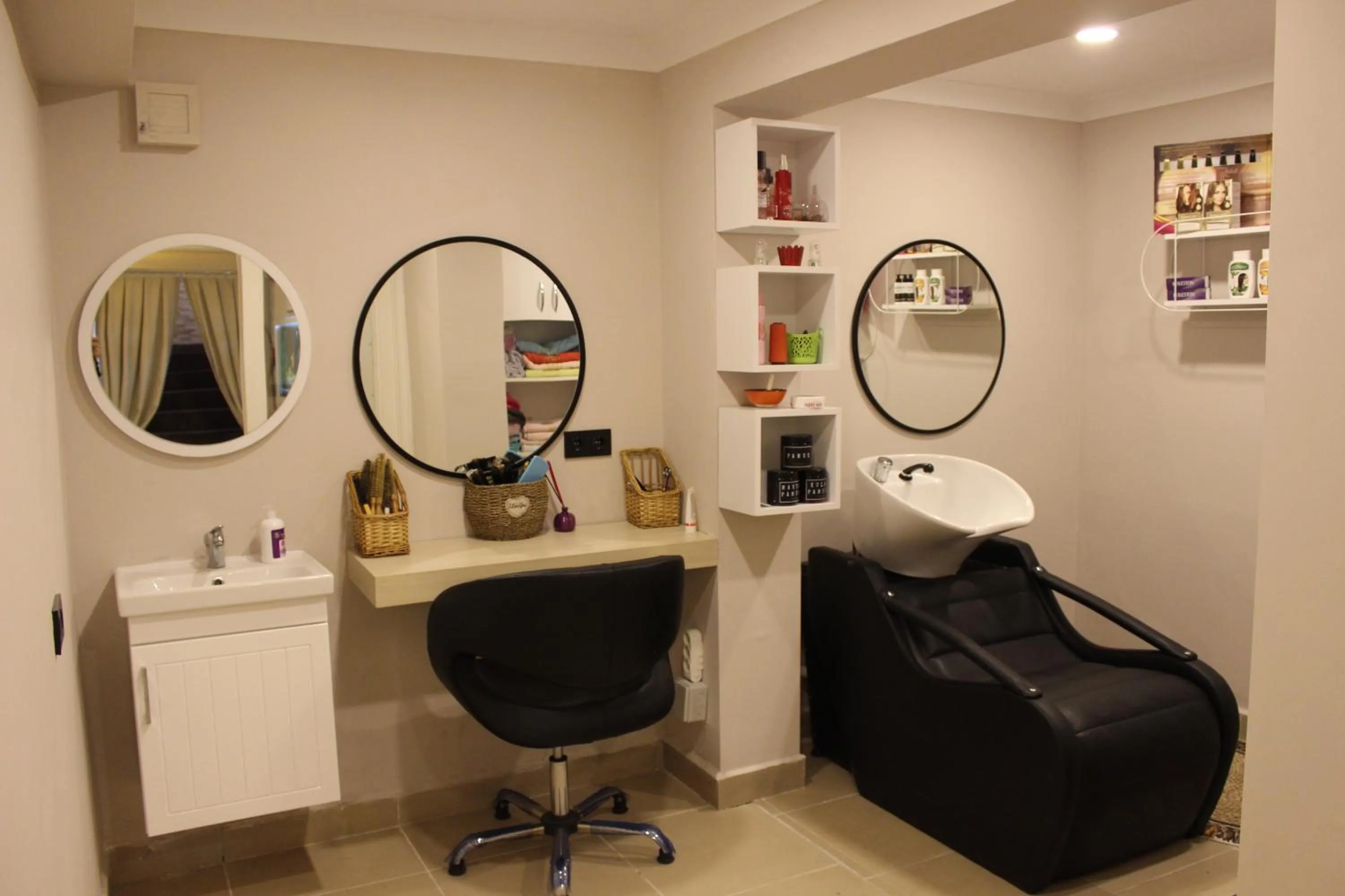 Spa and wellness centre/facilities in Savk Hotel