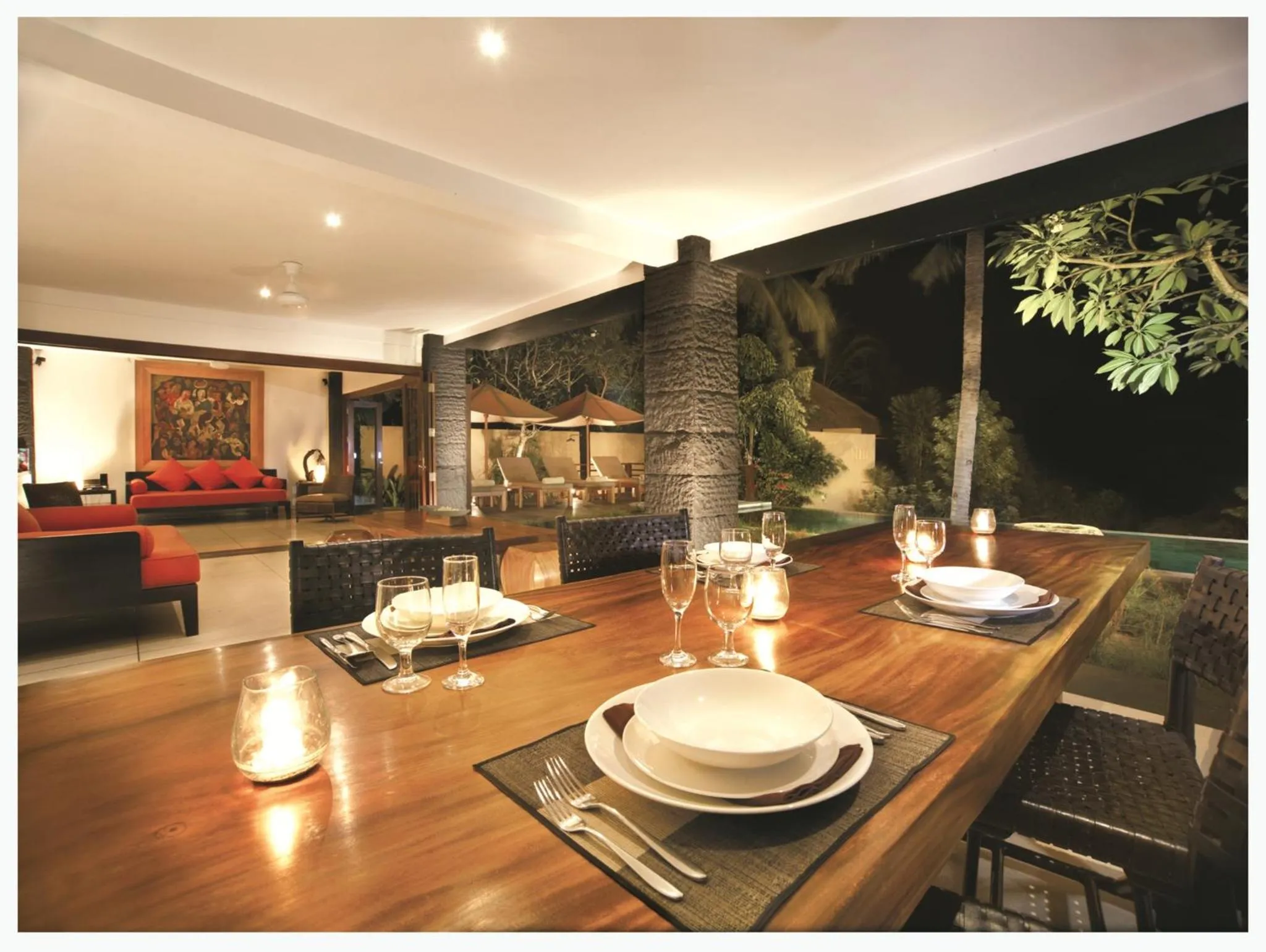 Dining area in Qunci Villas Resort