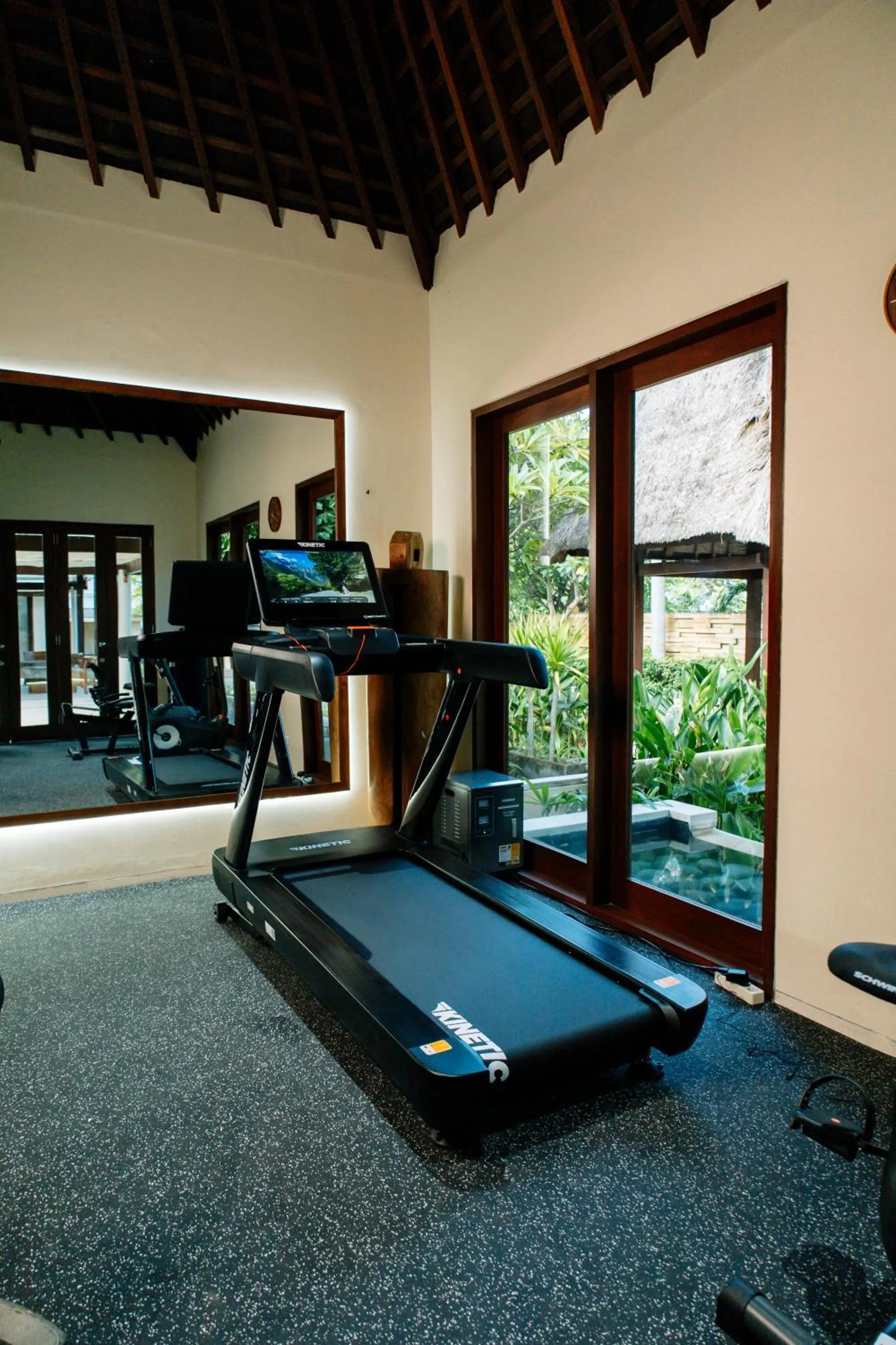 Fitness centre/facilities in Qunci Villas Resort