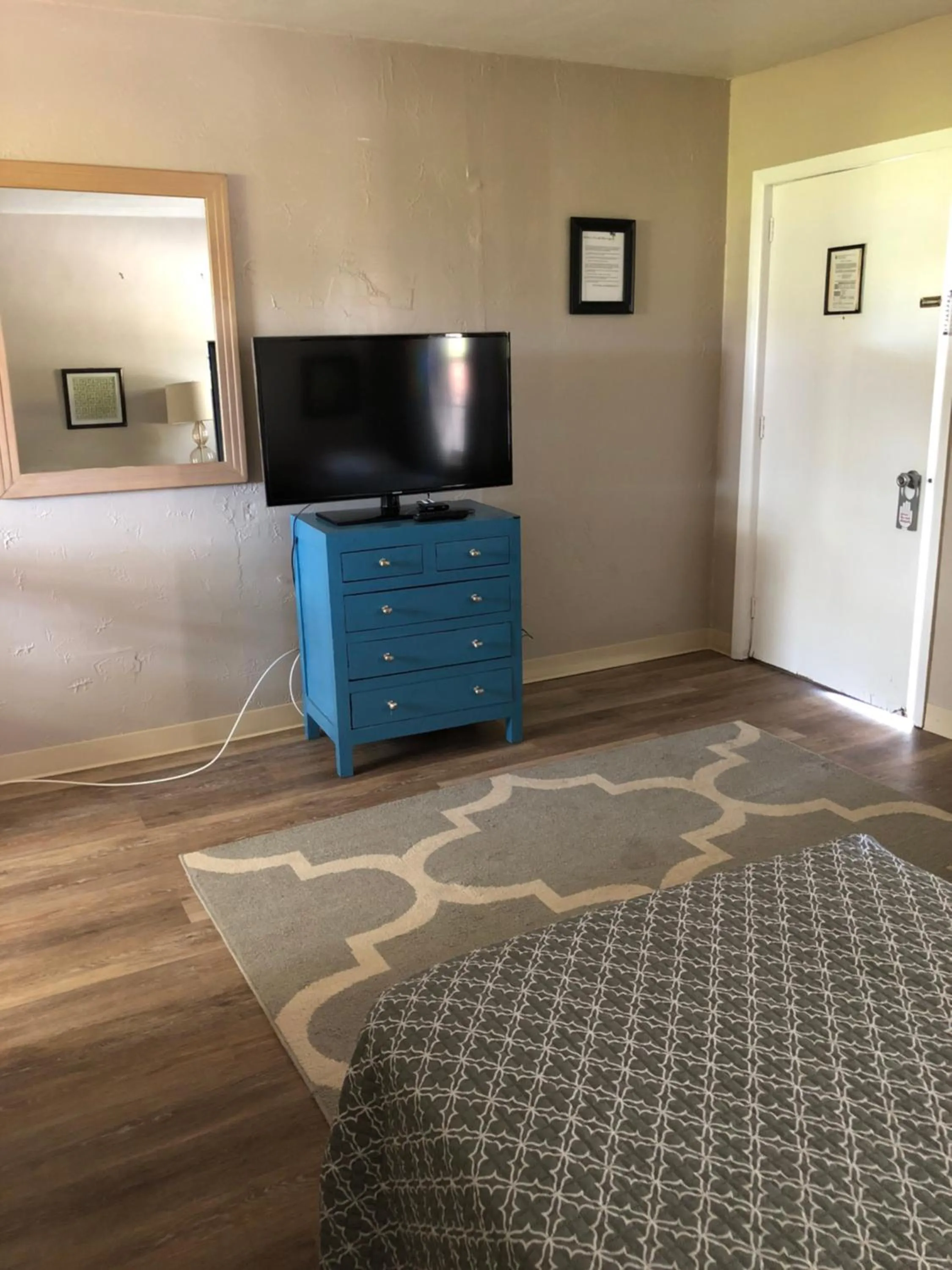 Pennwood Motor Lodge