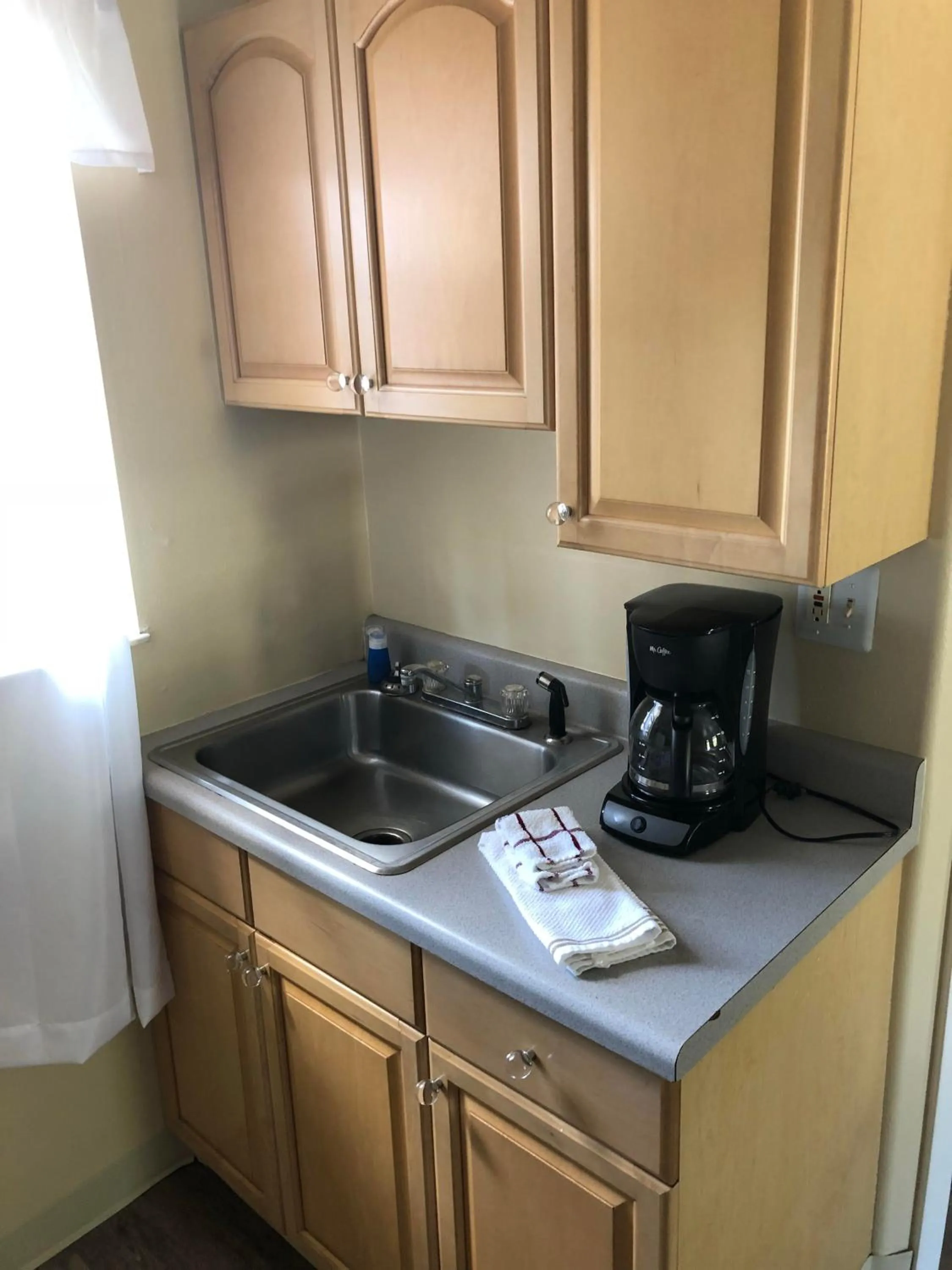 Pennwood Motor Lodge