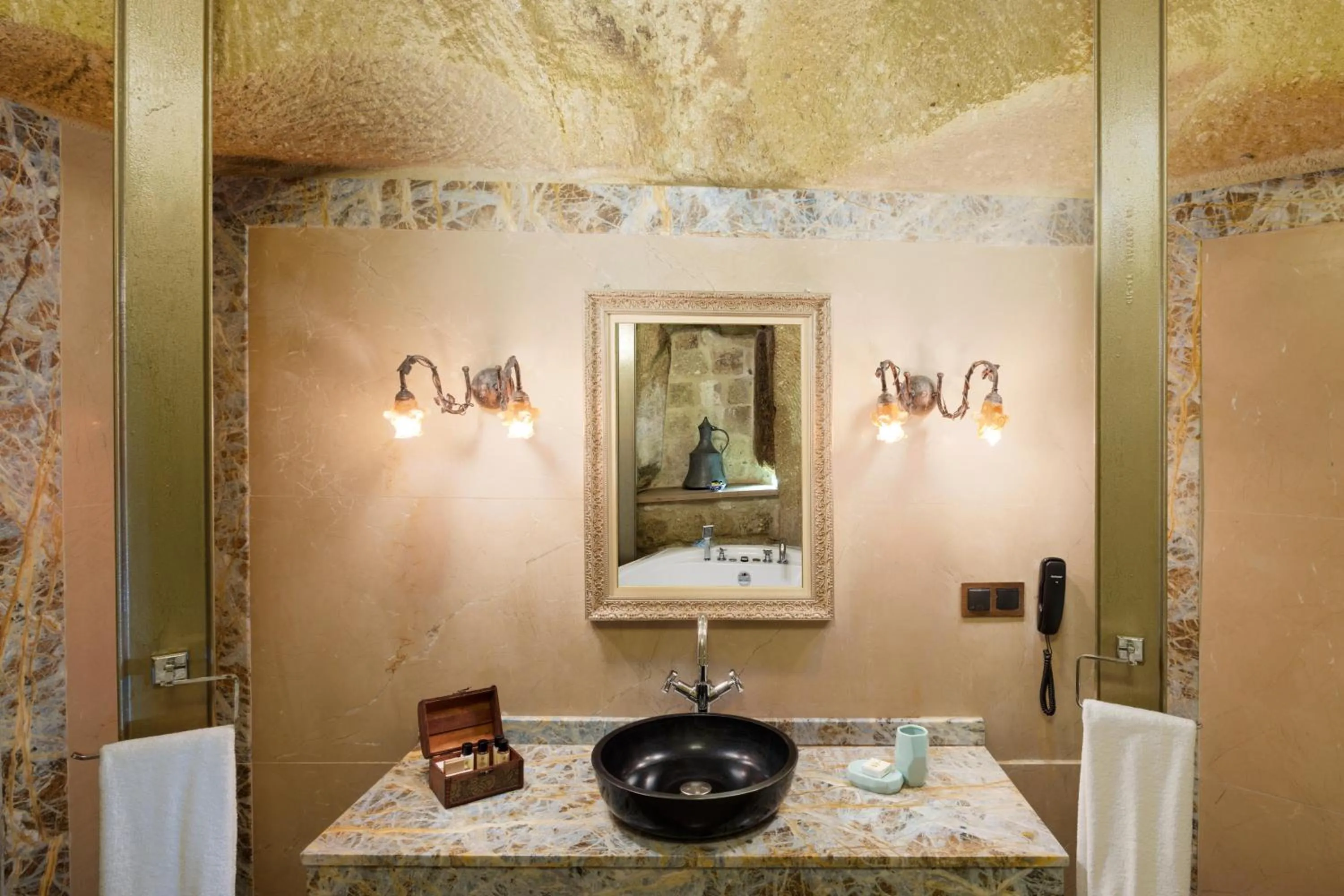 Photo of the whole room in Tafoni Houses Cave Hotel