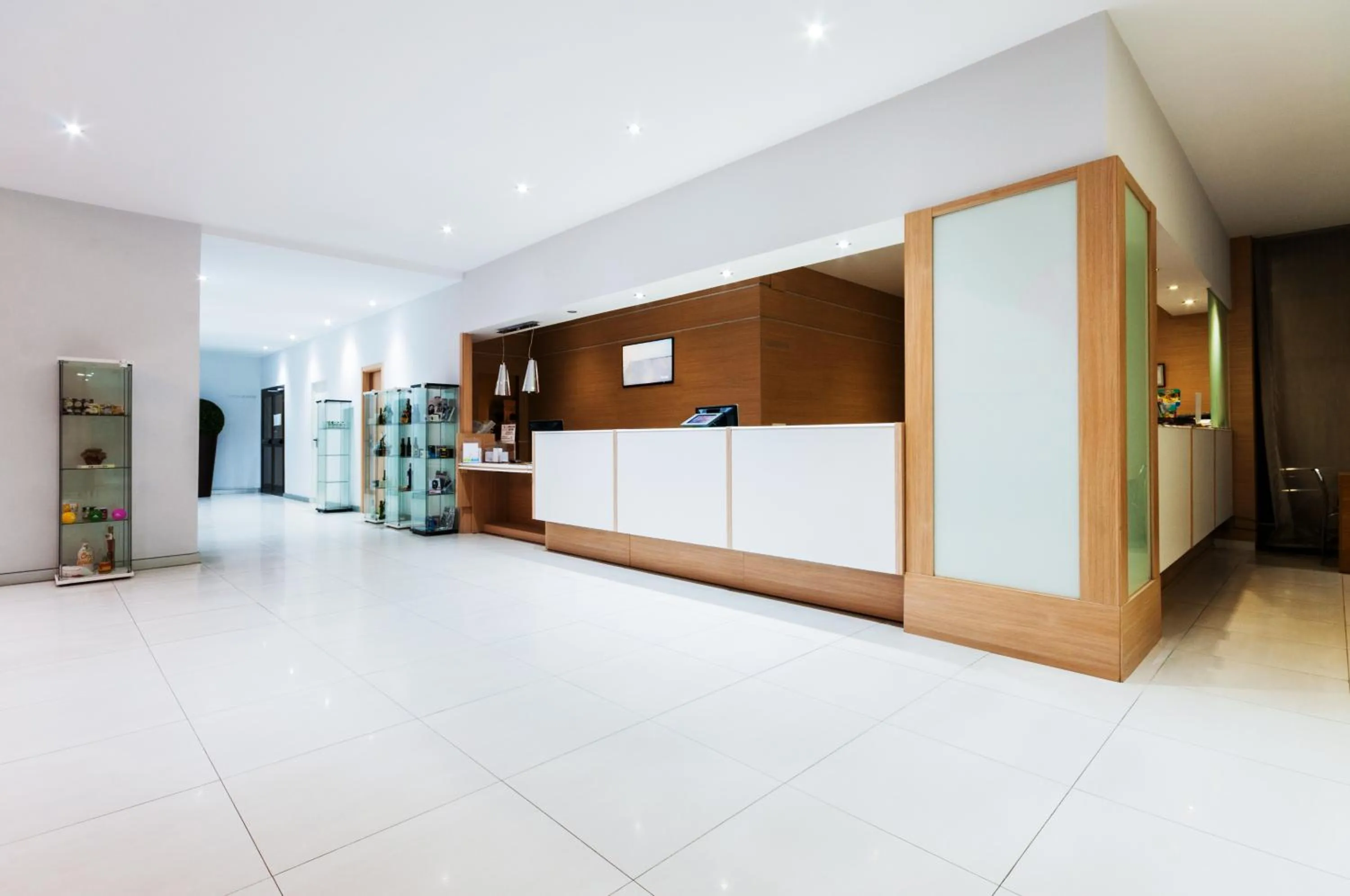 Lobby or reception in Hotel Fontana Plaza