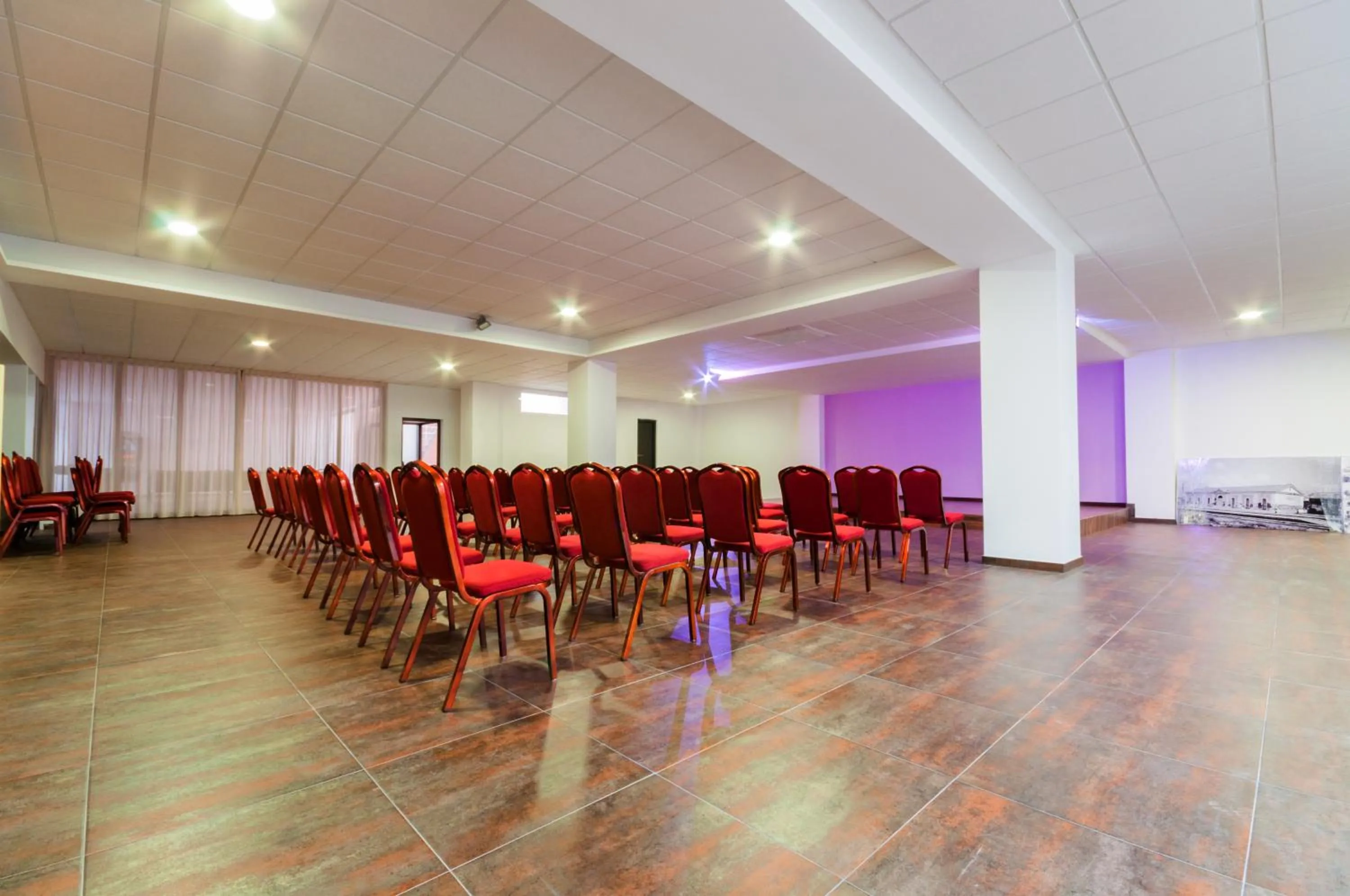 Meeting/conference room in Hotel Fontana Plaza