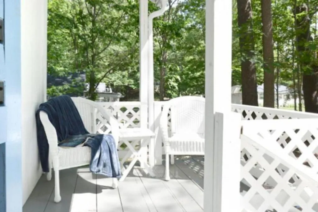 Other in 2 River Road Inn Cottages