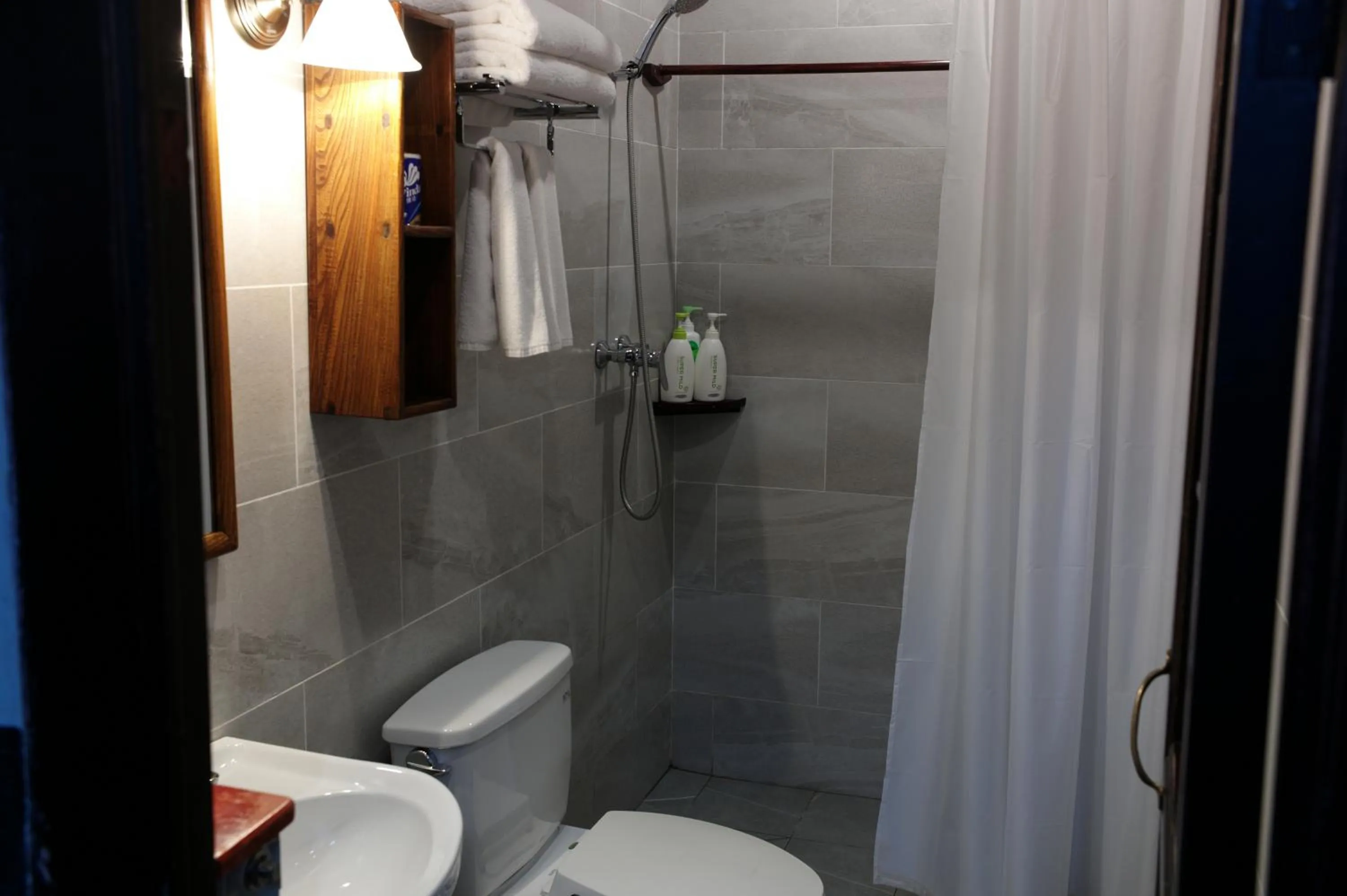 Shower in Pingyao Yide Hotel