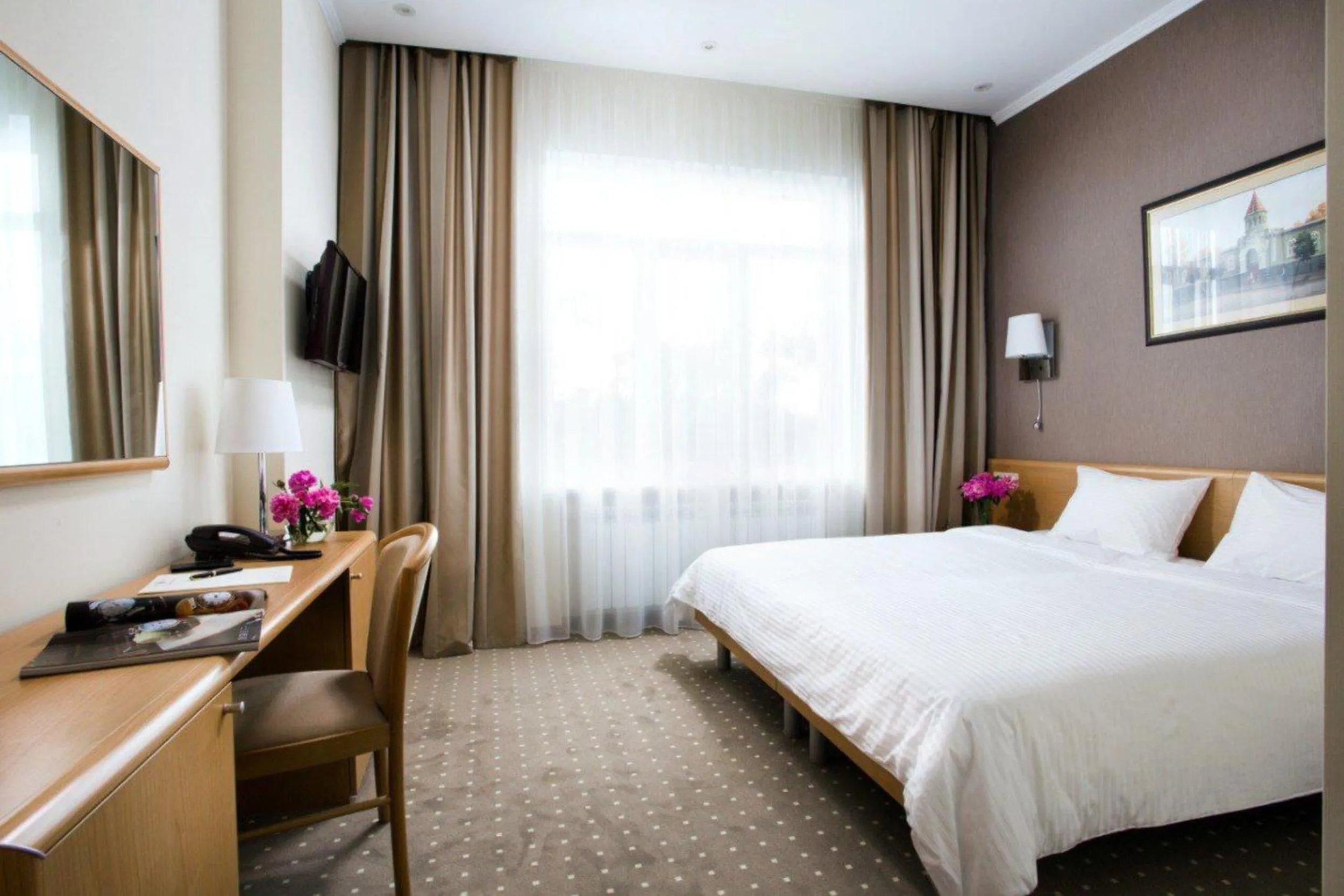 Bedroom, Bed in Alexandrovskiy Hotel